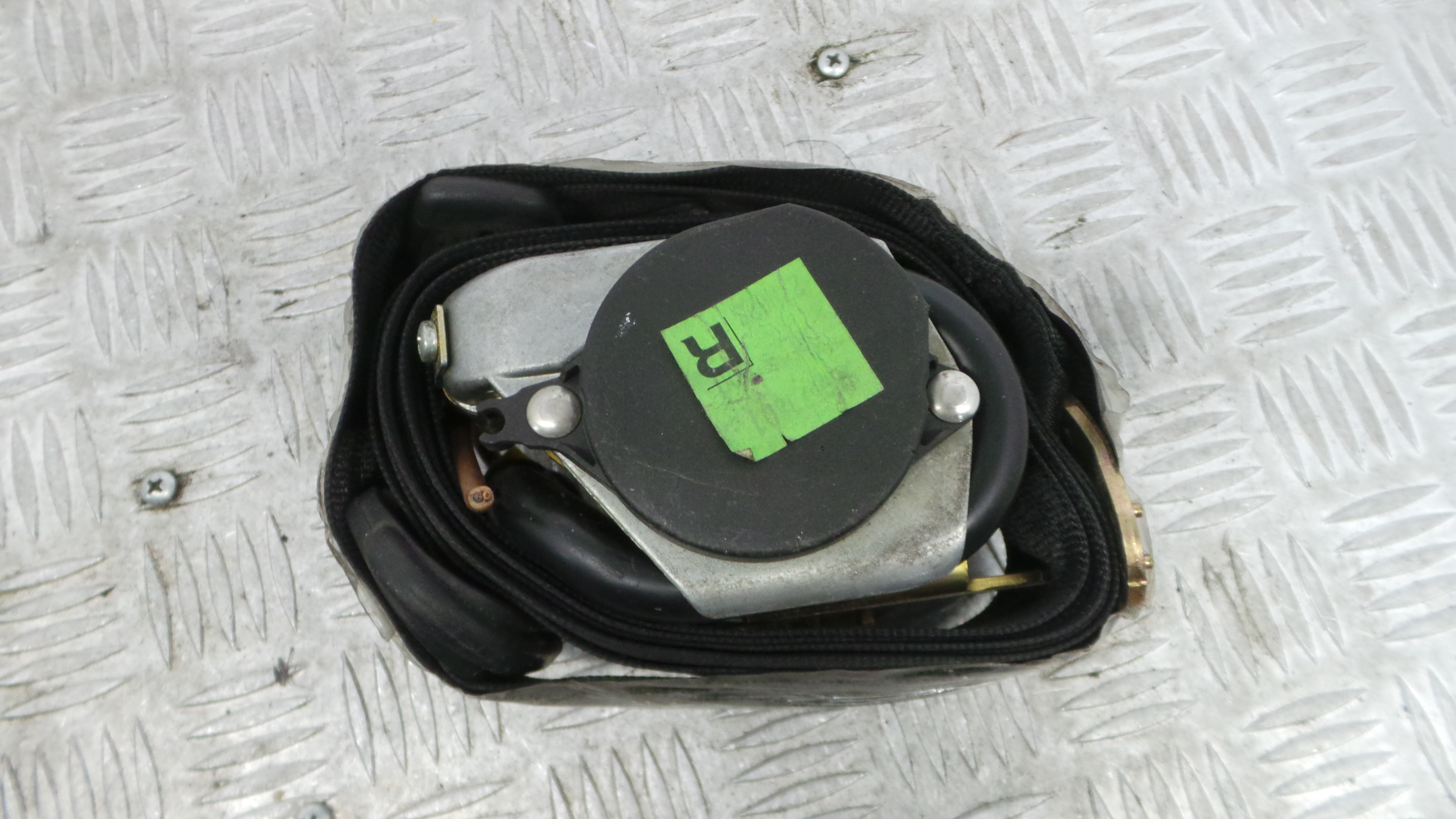 Cinto Frente Direito    – AUDI A4 B5 Avant (8D5)