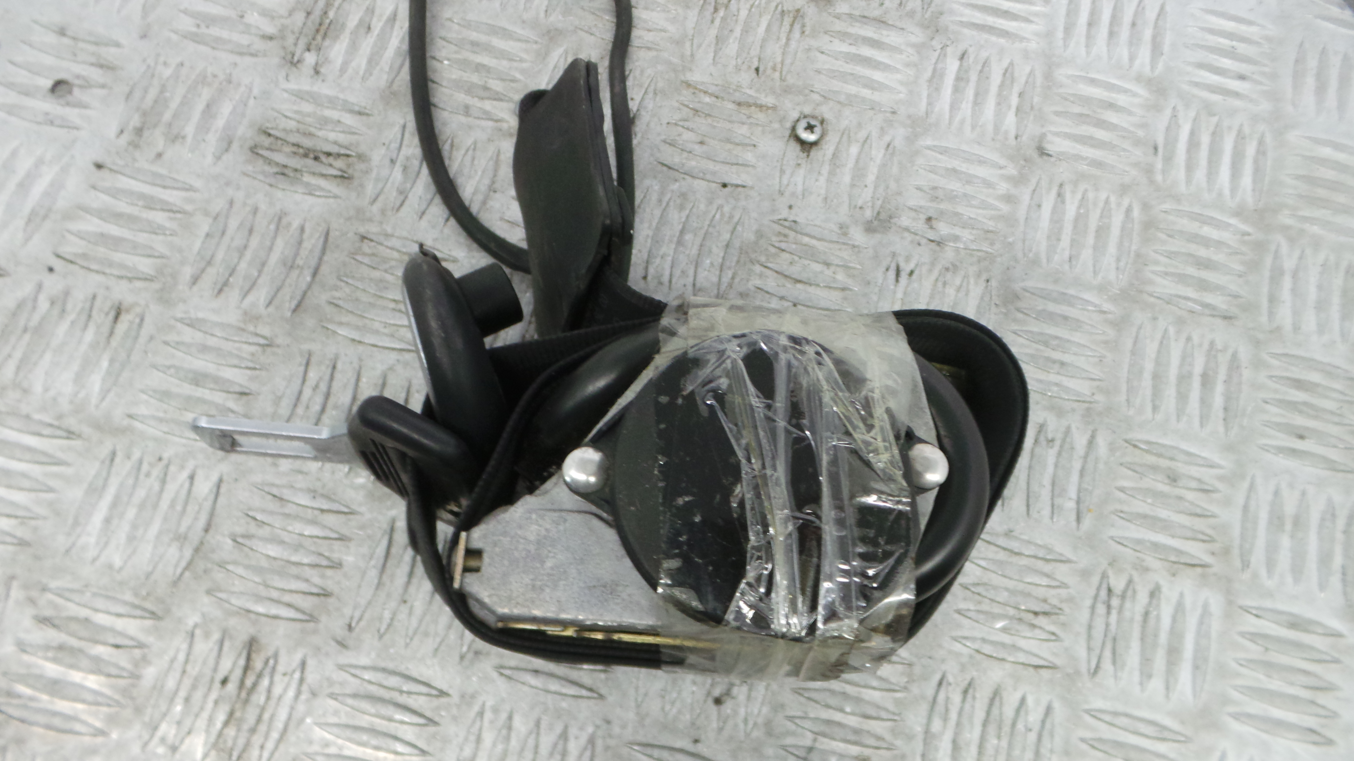 Cinto Frente Direito    - VW GOLF IV (1J1), GOLF Mk IV (1J1)-38059989