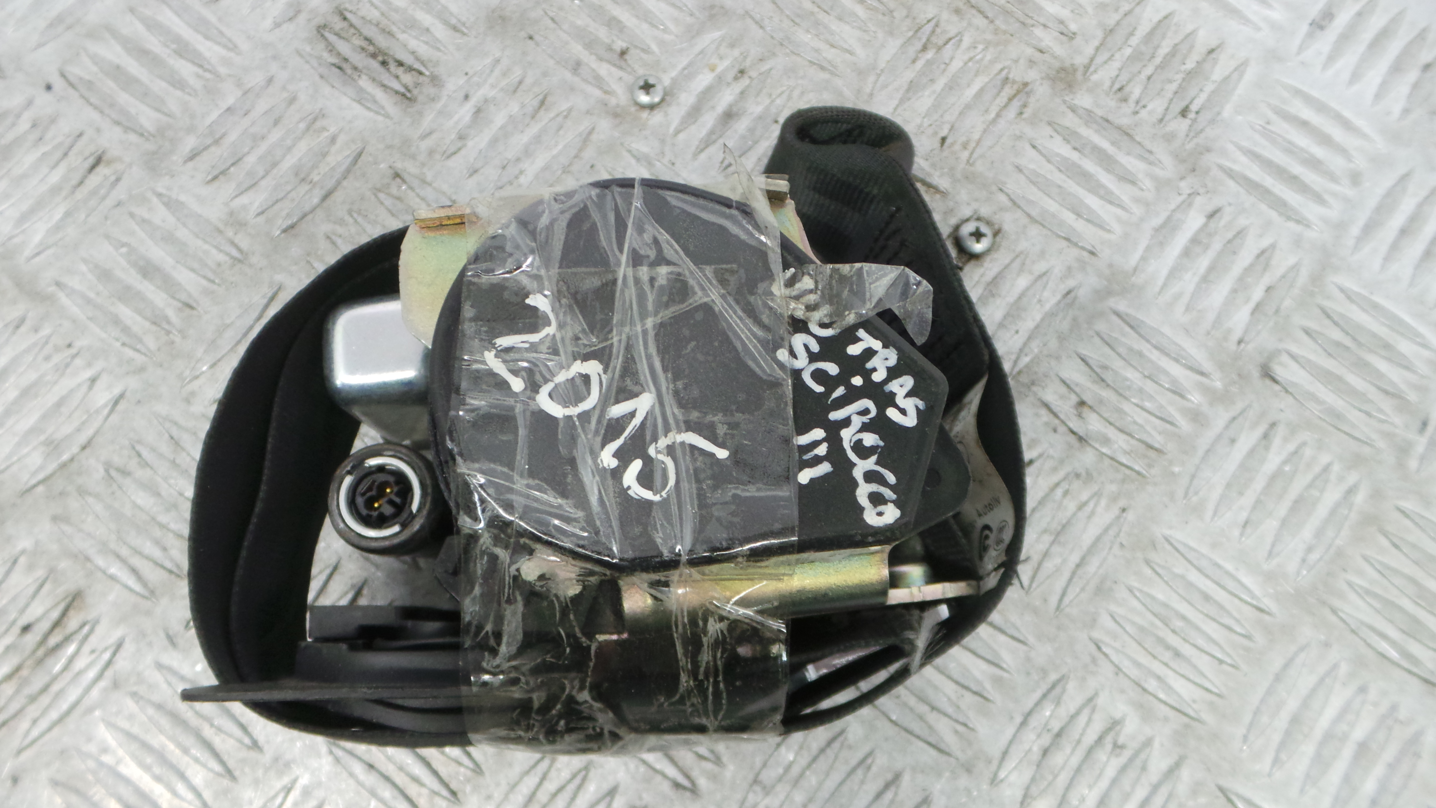 Cinto Trás Esq 6151177 - VW SCIROCCO III (137, 138)-38059997