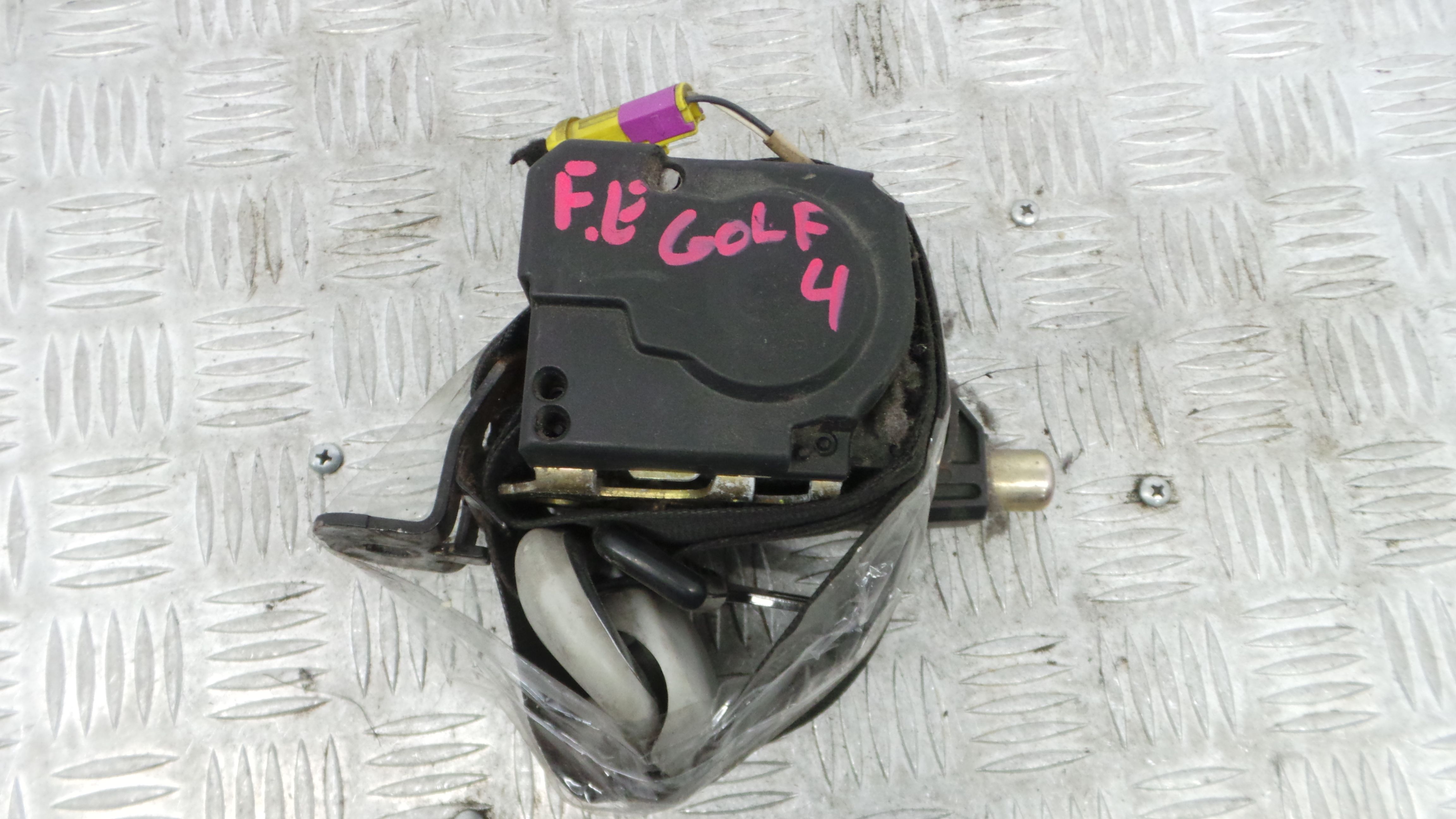 Cinto Frente Esq  33014052A - VW GOLF IV (1J1), GOLF Mk IV (1J1)-38060012