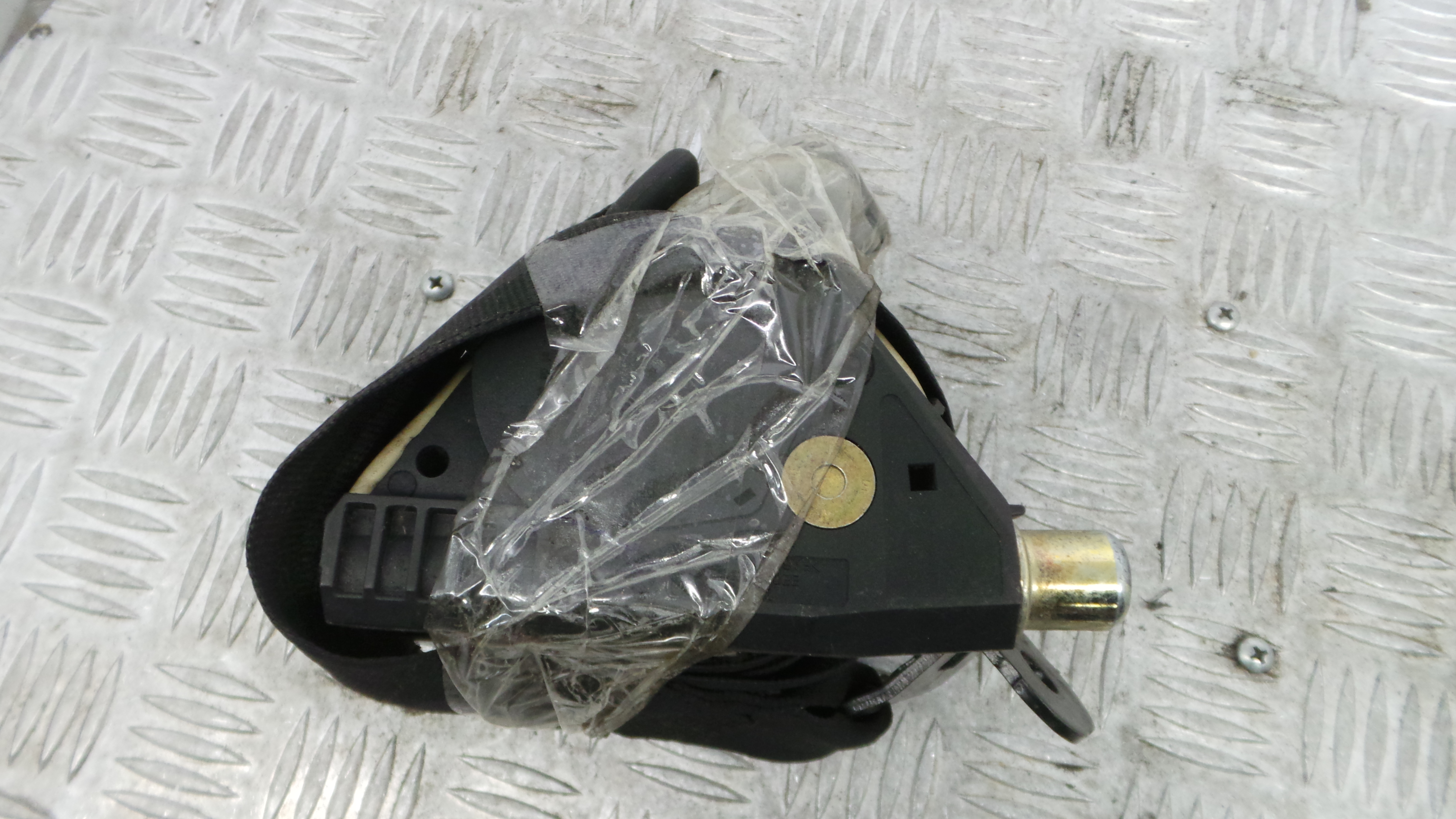 Cinto Frente Direito    - VW GOLF IV (1J1), GOLF Mk IV (1J1)-38060018