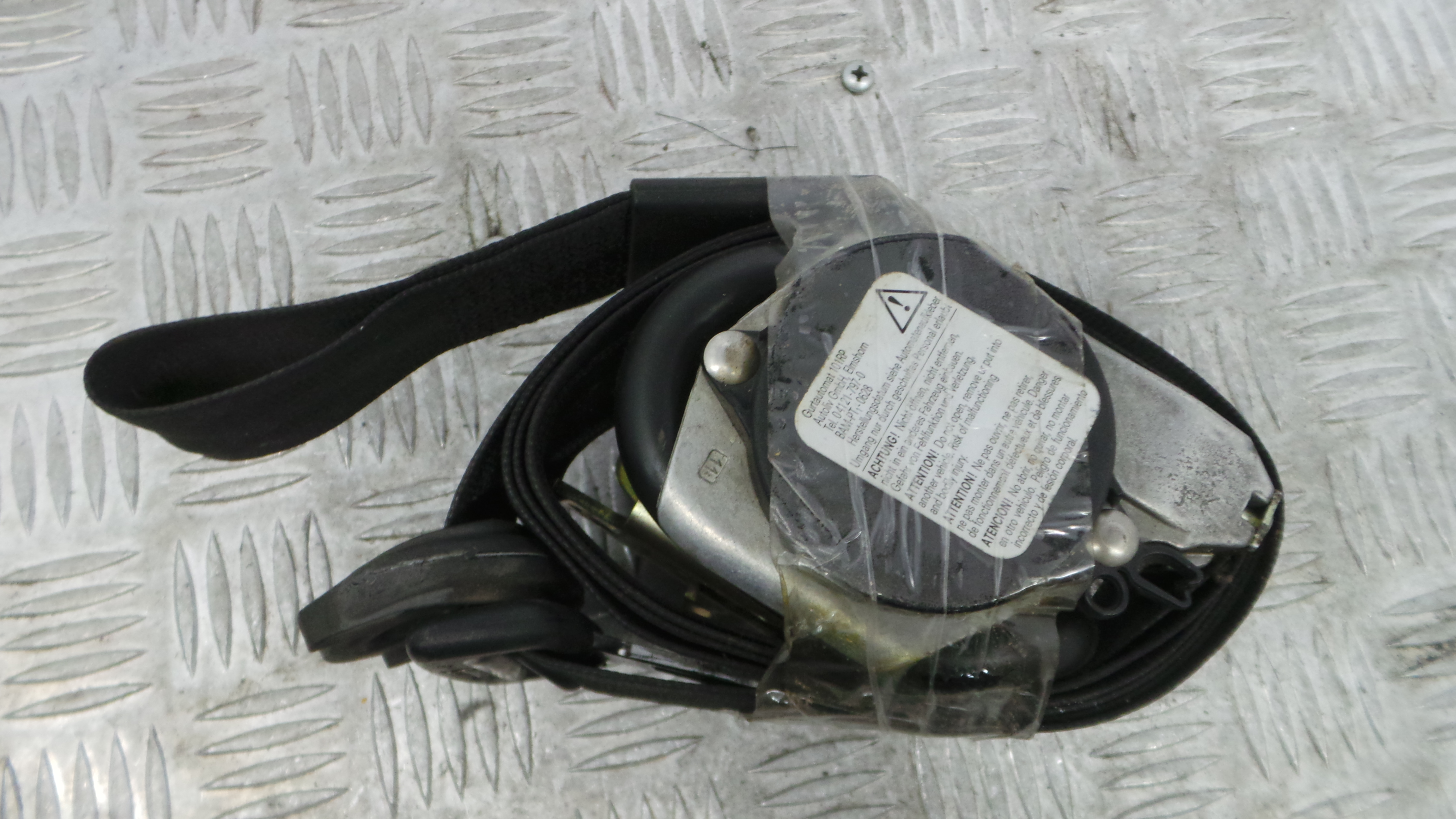 Cinto Frente Esq 560545901 - AUDI A3 (8L1)-38060431