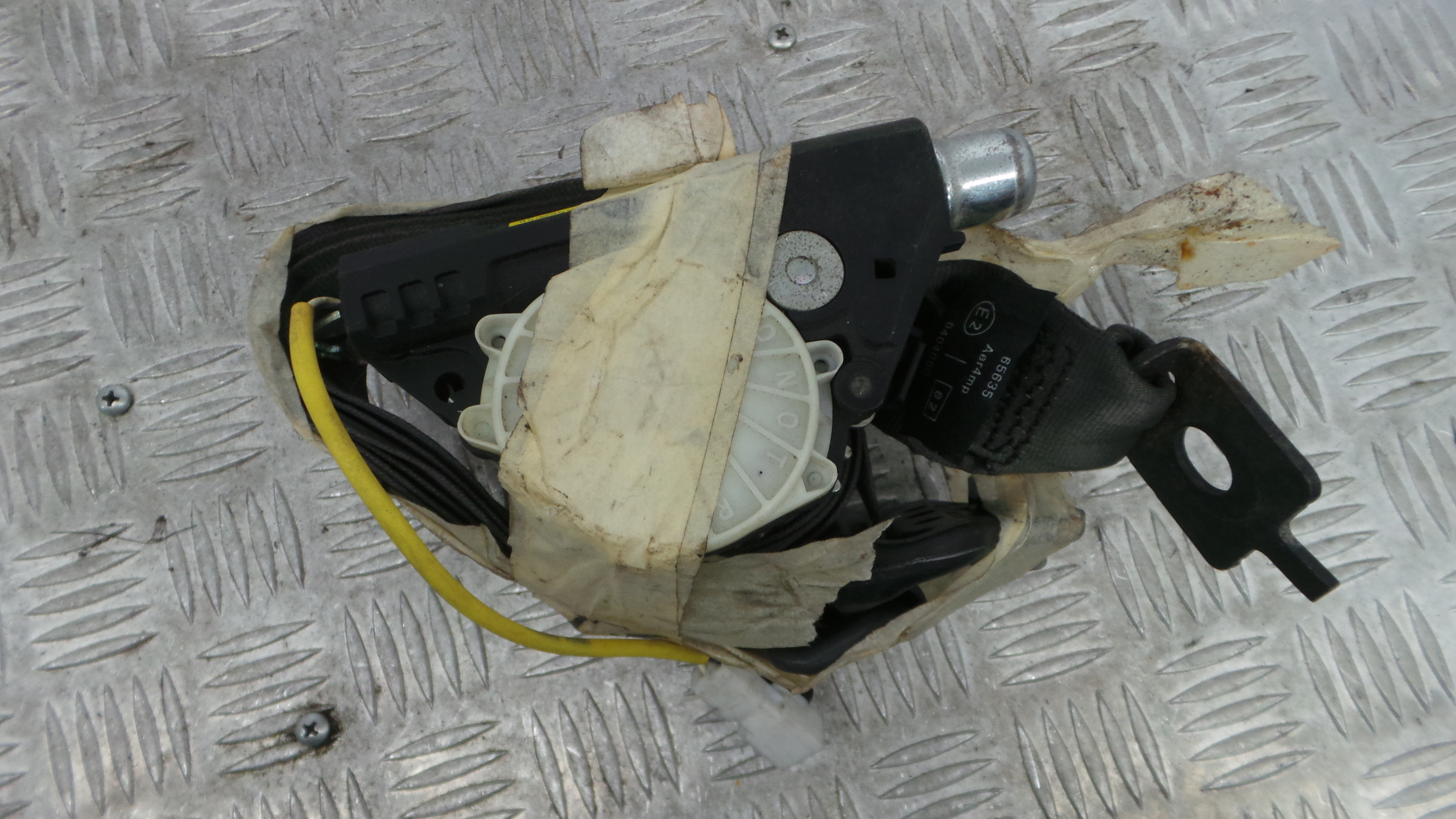 Cinto Trás Esq - RENAULT CLIO III (BR0/1, CR0/1)-38060599