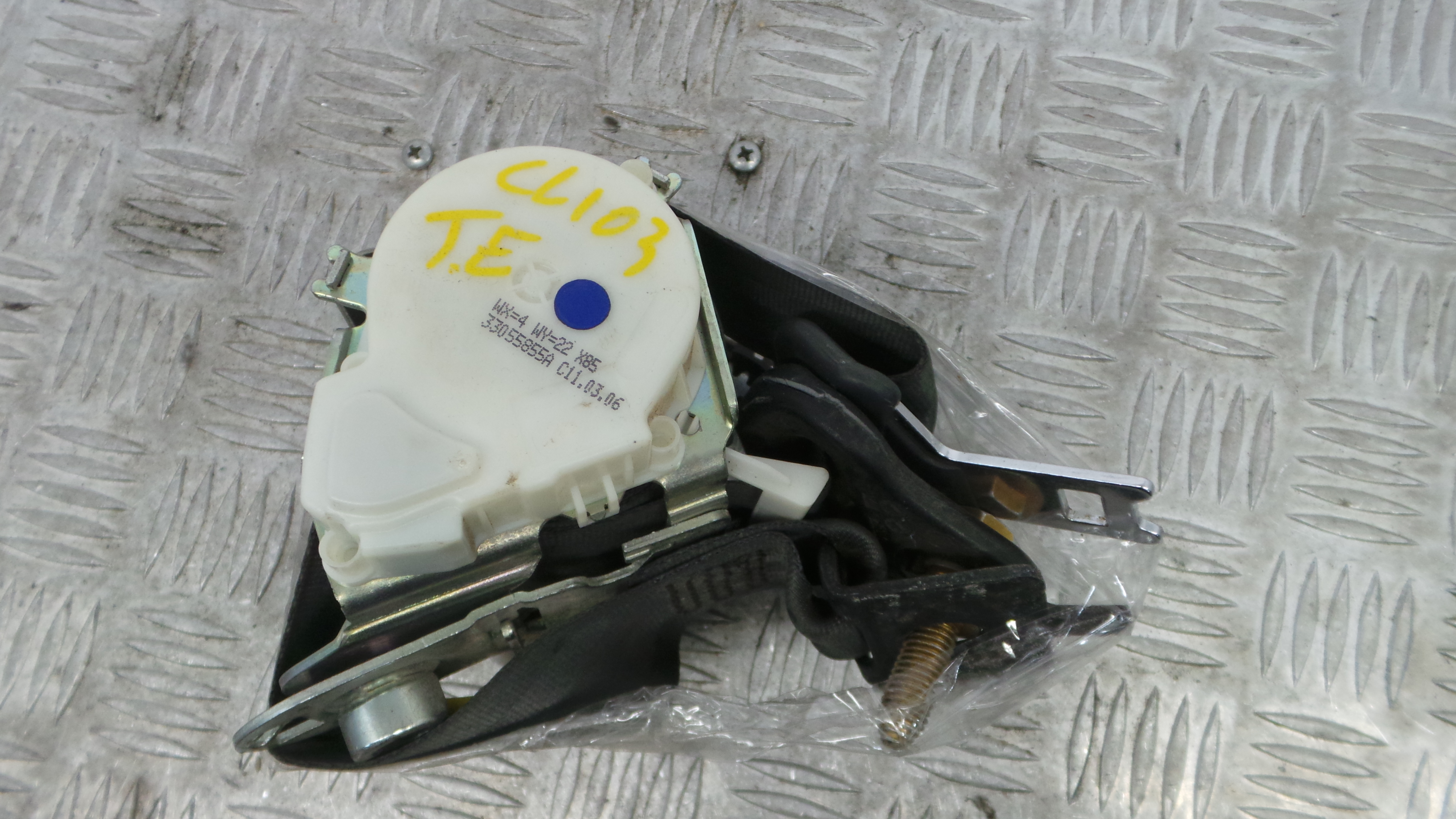 Cinto Trás Esq 33055855A - RENAULT CLIO III (BR0/1, CR0/1)-38060613