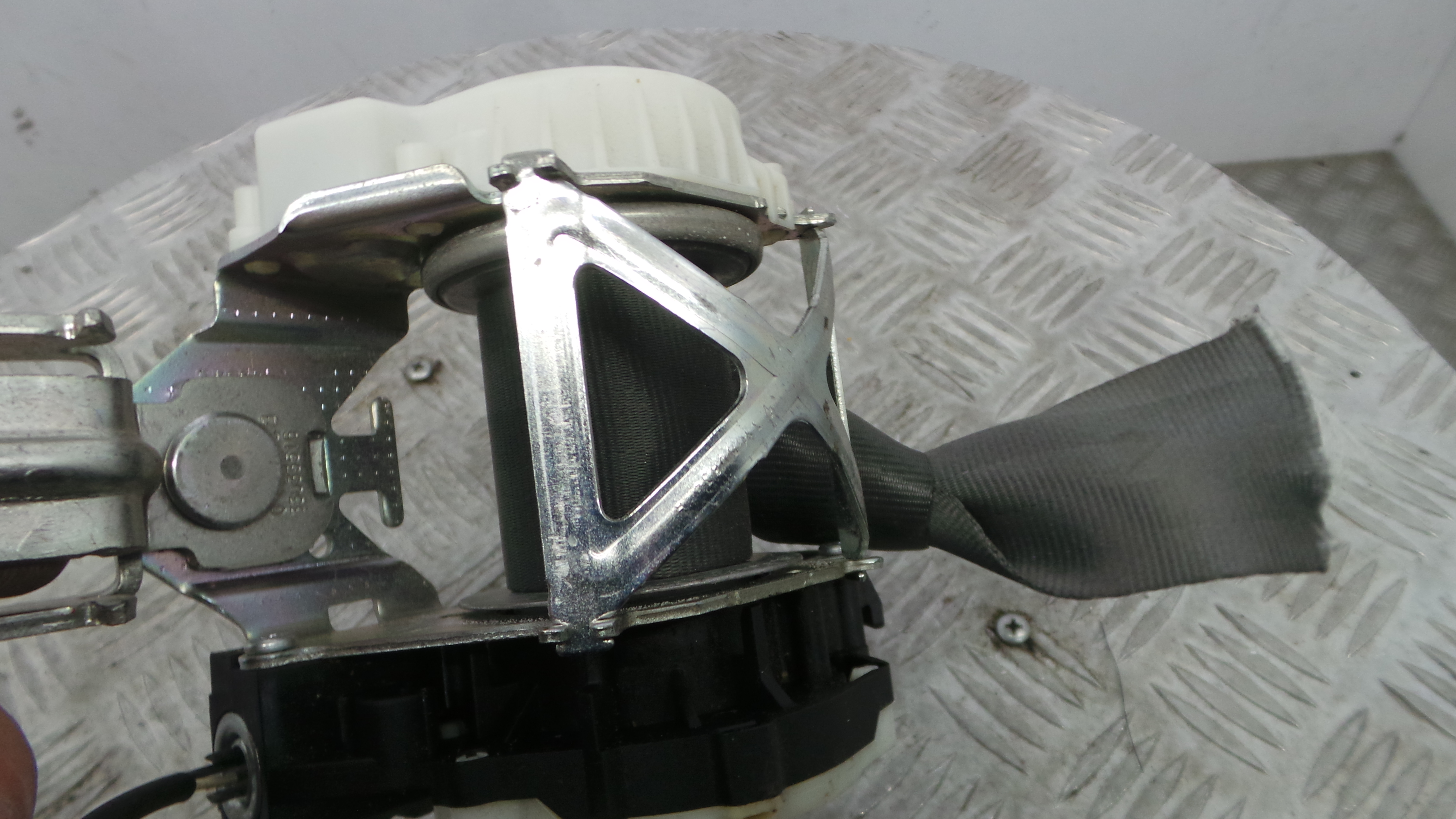 Cinto Frente Direito 34052799C - RENAULT CLIO III (BR0/1, CR0/1)-38060638