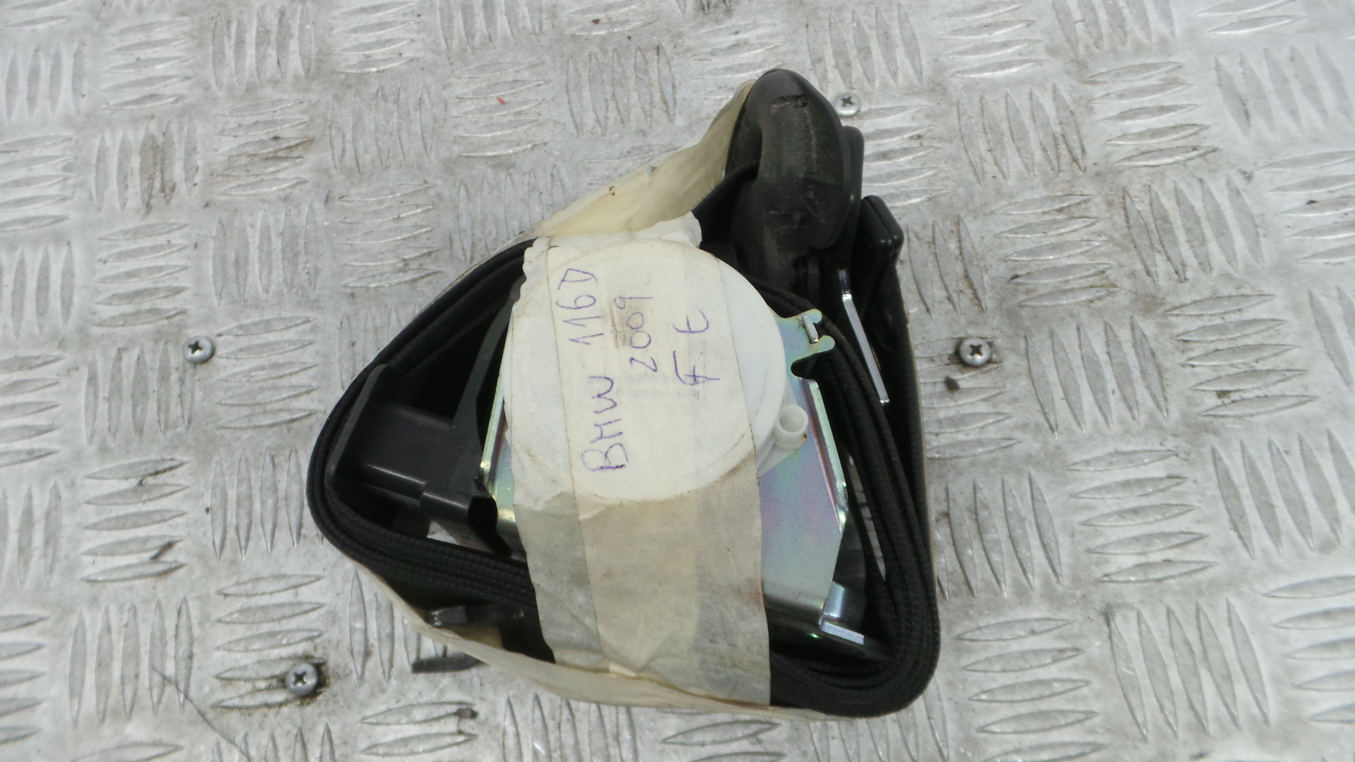 Cinto Frente Esq   - BMW 1 (E87)-38061191