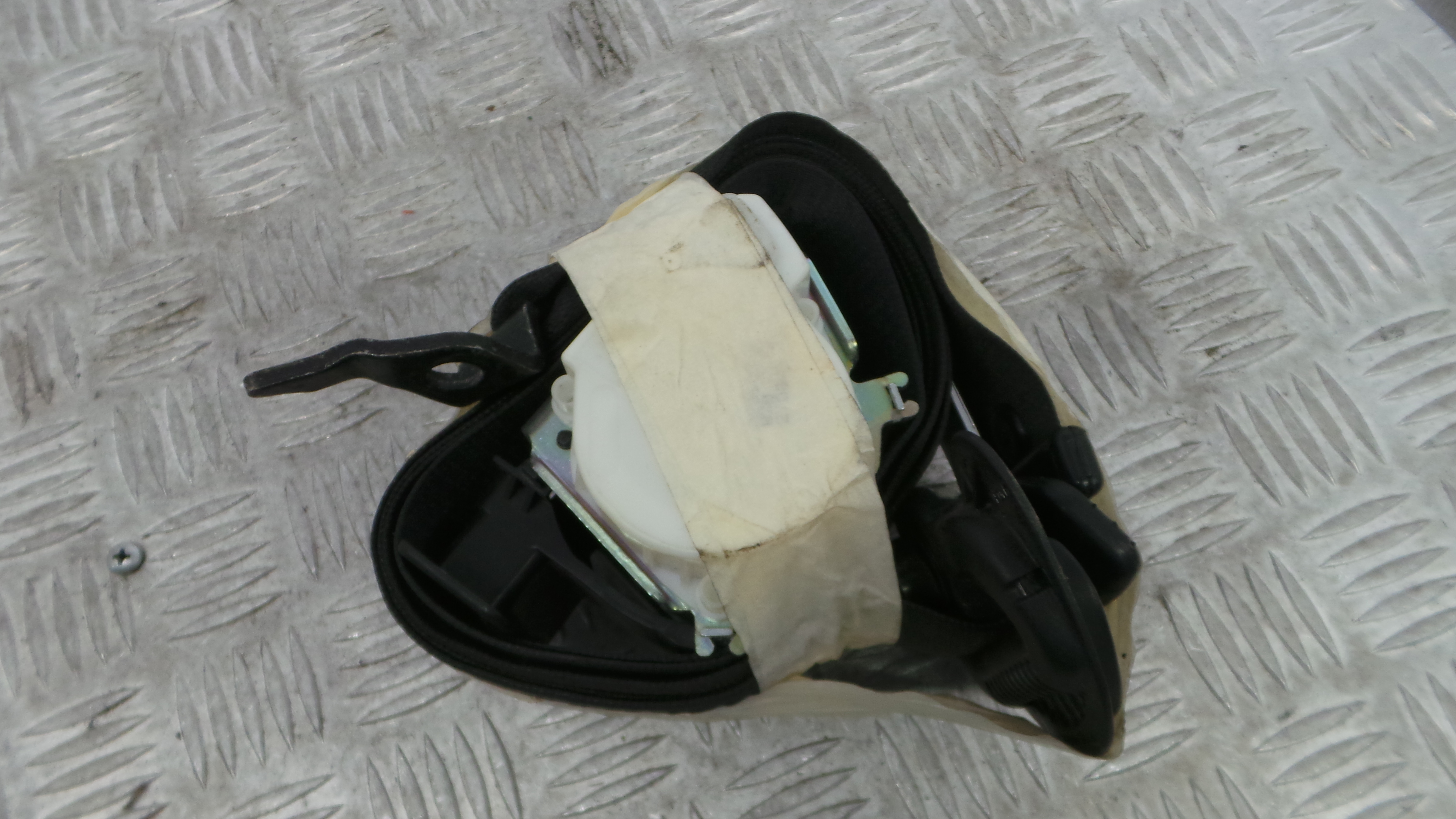 Cinto Frente Esq - BMW 1 (E87)-38061191