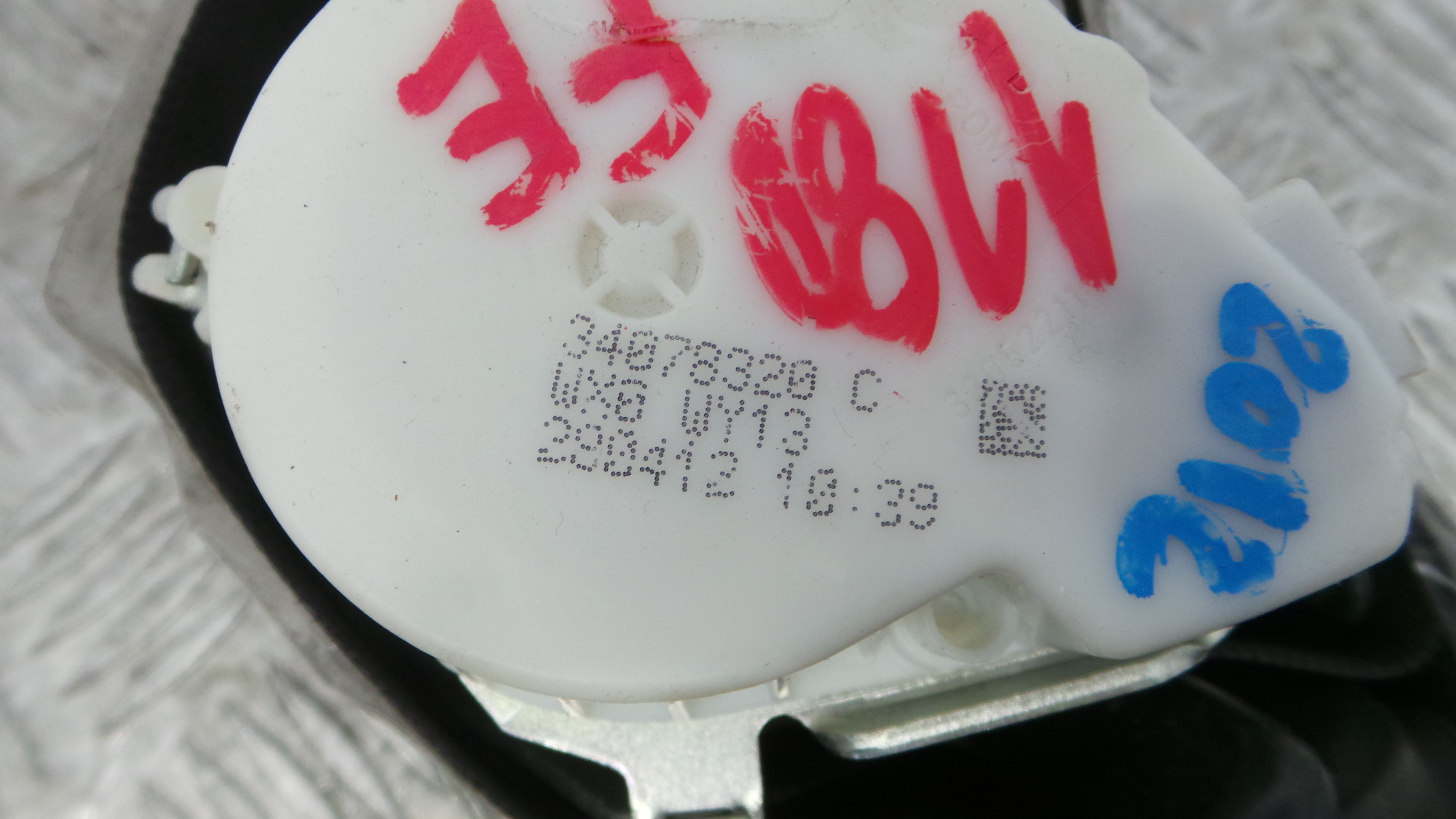 Cinto Frente Esq  34078320C - BMW 1 (F20), 1 Sports Hatch (F20)-38061193