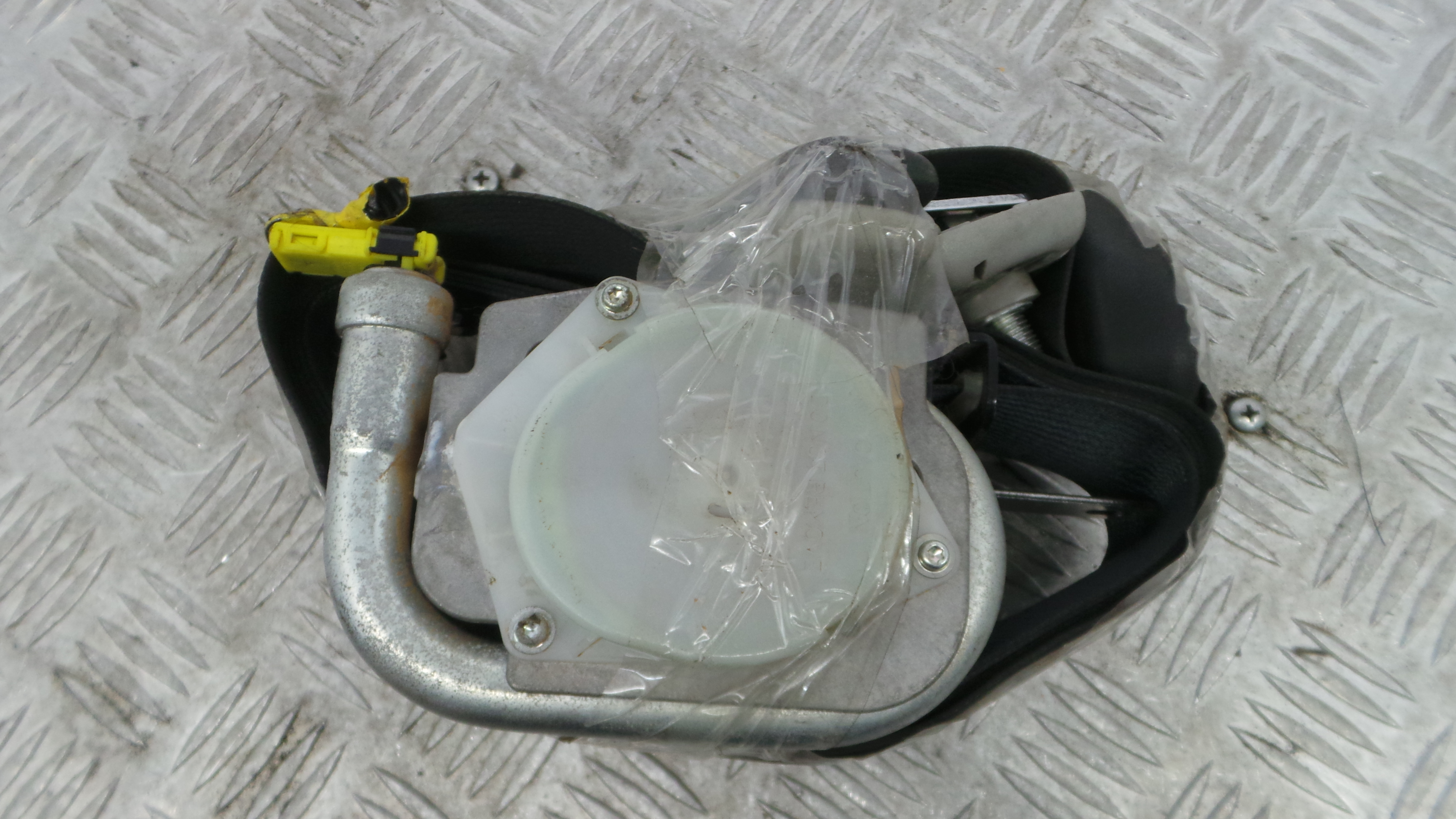 Cinto Frente Esq - TOYOTA COROLLA (_E12_), COROLLA / ALLEX (_E12_)-38061235