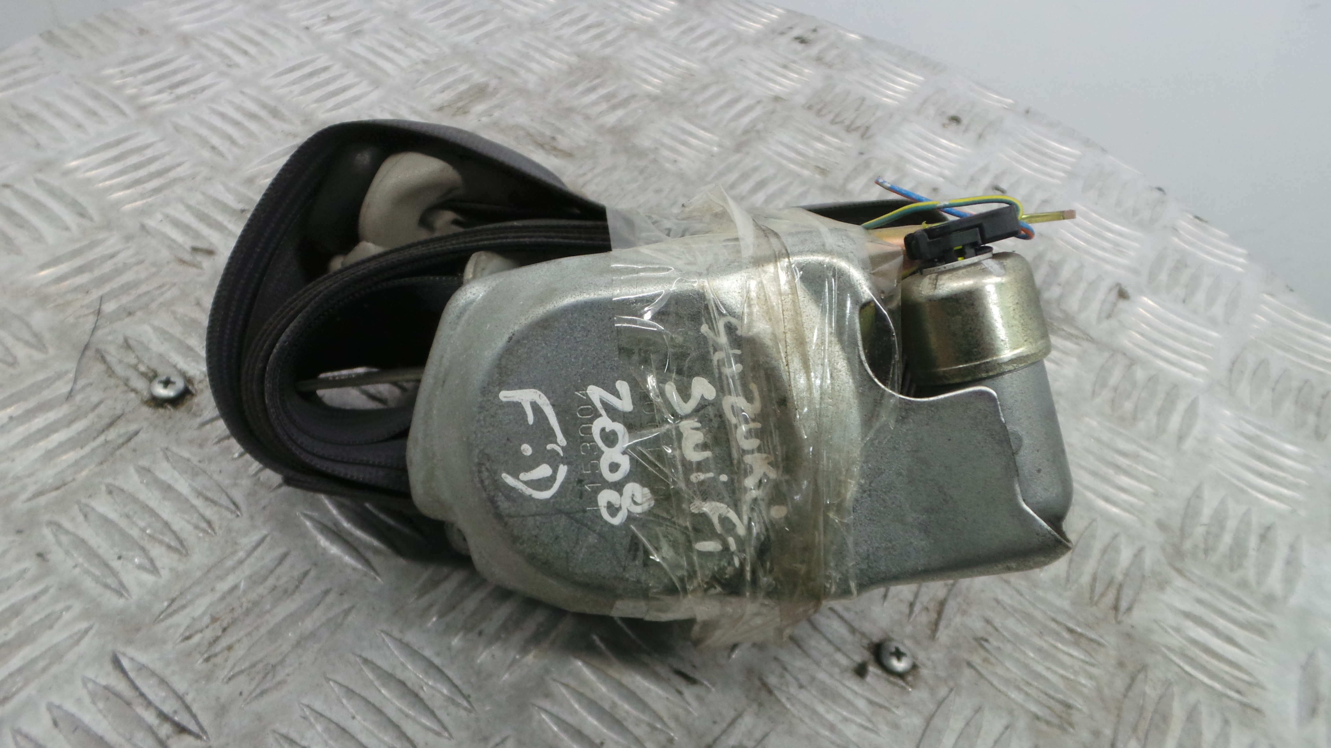 Cinto Frente Direito    - SUZUKI SWIFT III (MZ, EZ)-38061237