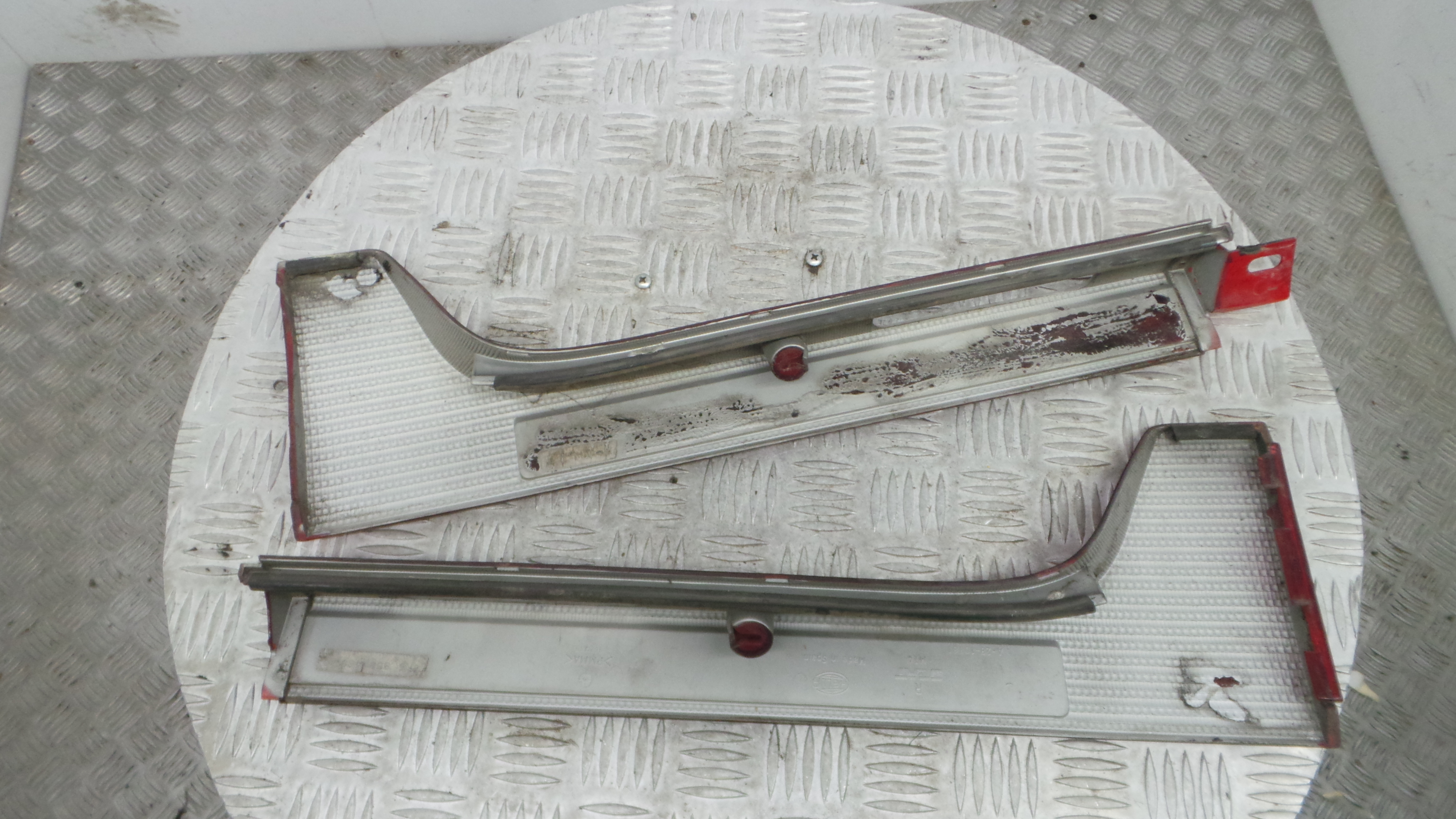 Puxador Exterior da Tampa da Mala  - SEAT IBIZA II (6K1), IBIZA Mk II (6K1)-38061494