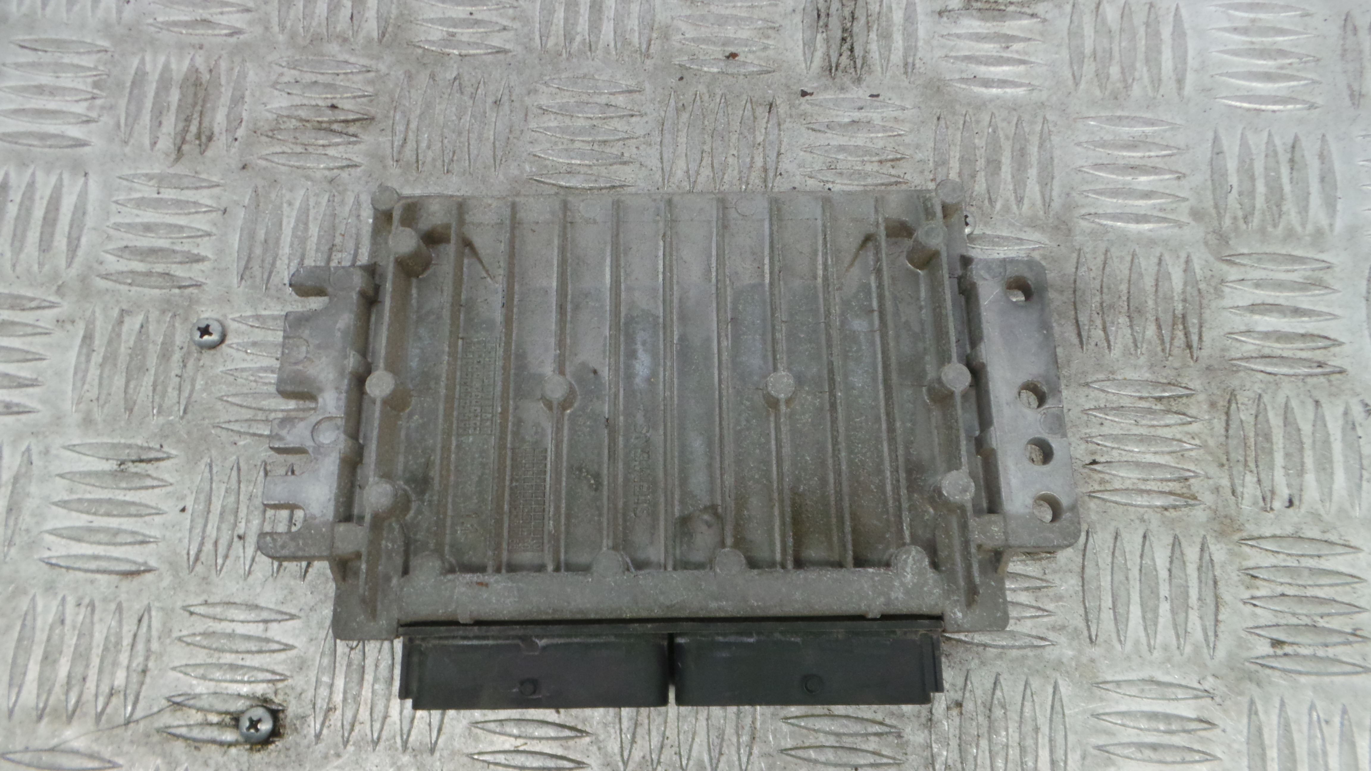 Centralina do Motor 8200046162 - RENAULT MEGANE I Break (KA0/1_), MEGANE I Grandtour (KA0/1_)-38061900