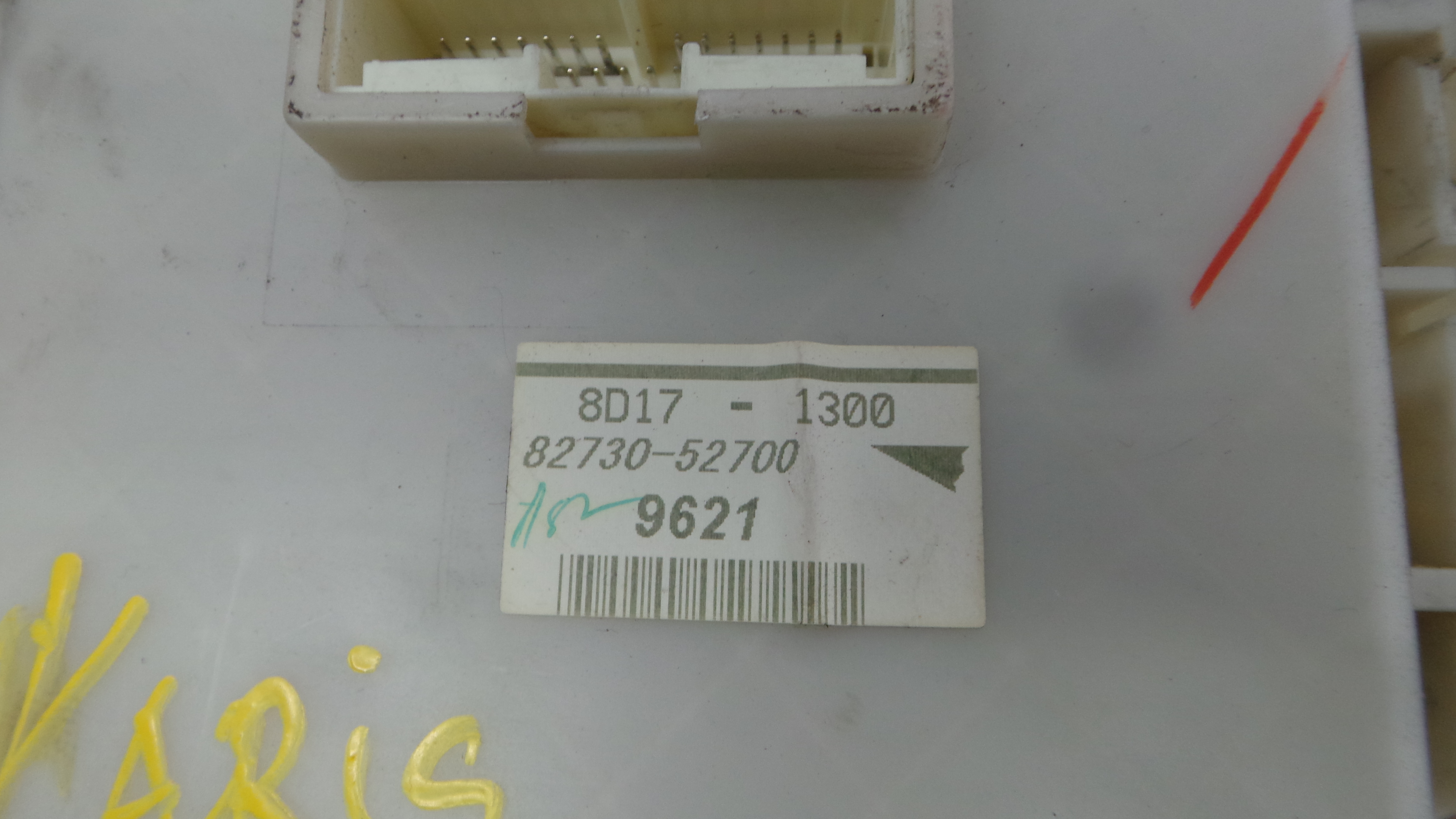 Caixa dos Fusíveis / BSI / UCH / SAM 82730-52700 - TOYOTA YARIS (_P9_), YARIS/VITZ (_P9_)-38061940