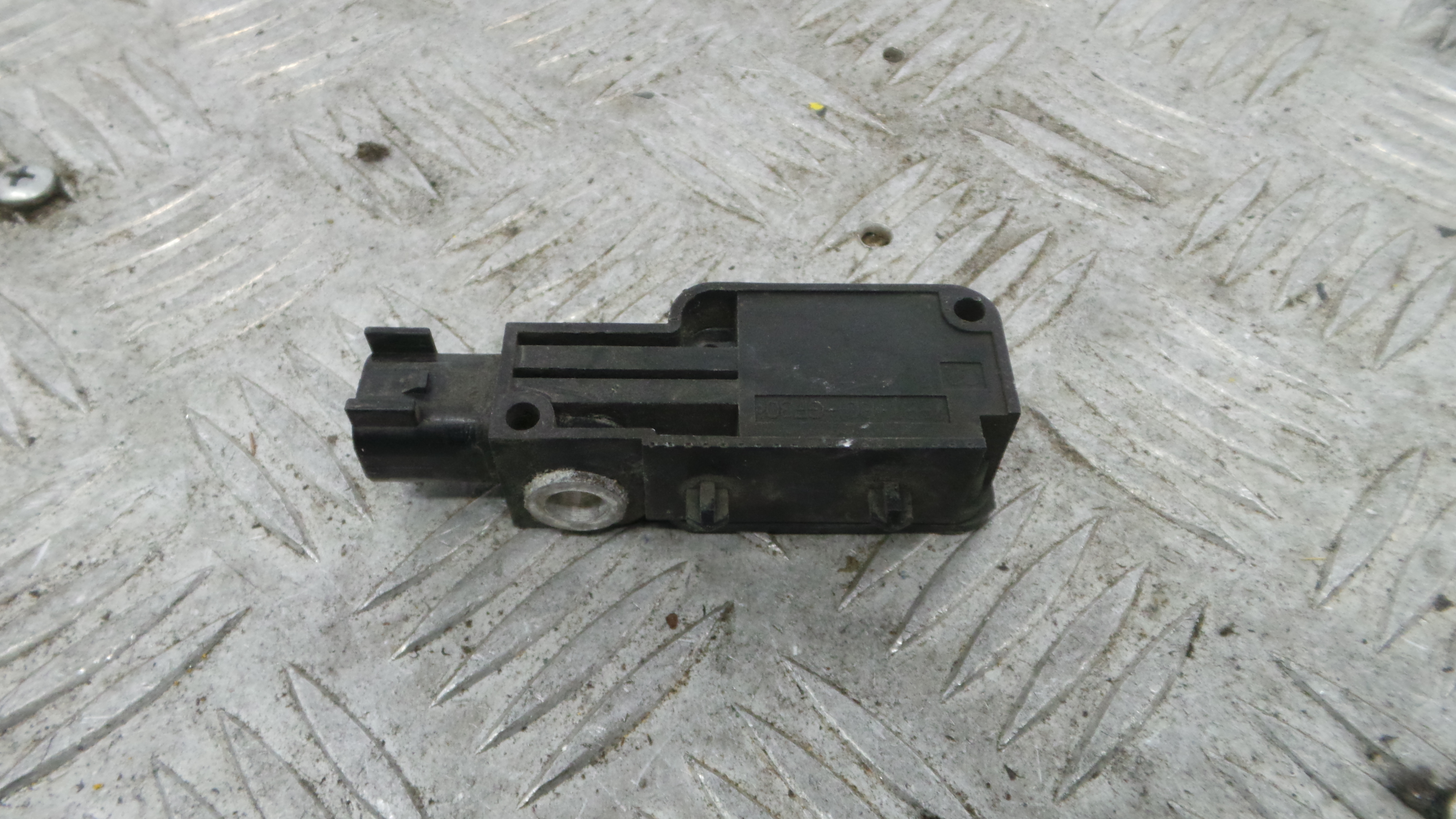 Sensor de Airbag GJ6A-57-K1X - MAZDA 6 Station Wagon (GY)-38062240