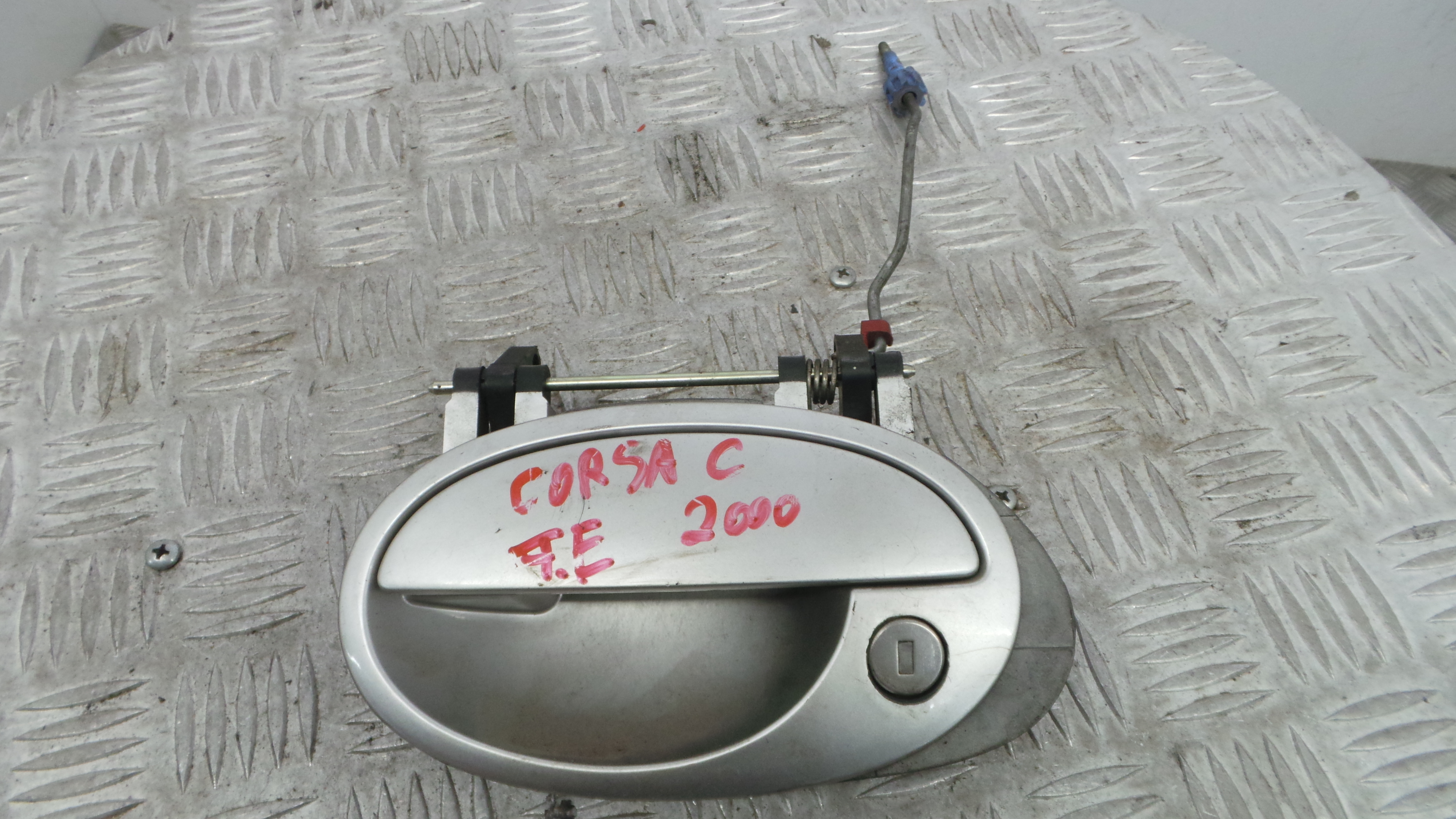 Puxador Exterior Frente Esquerdo 9201122 - OPEL CORSA C (X01)-38062518