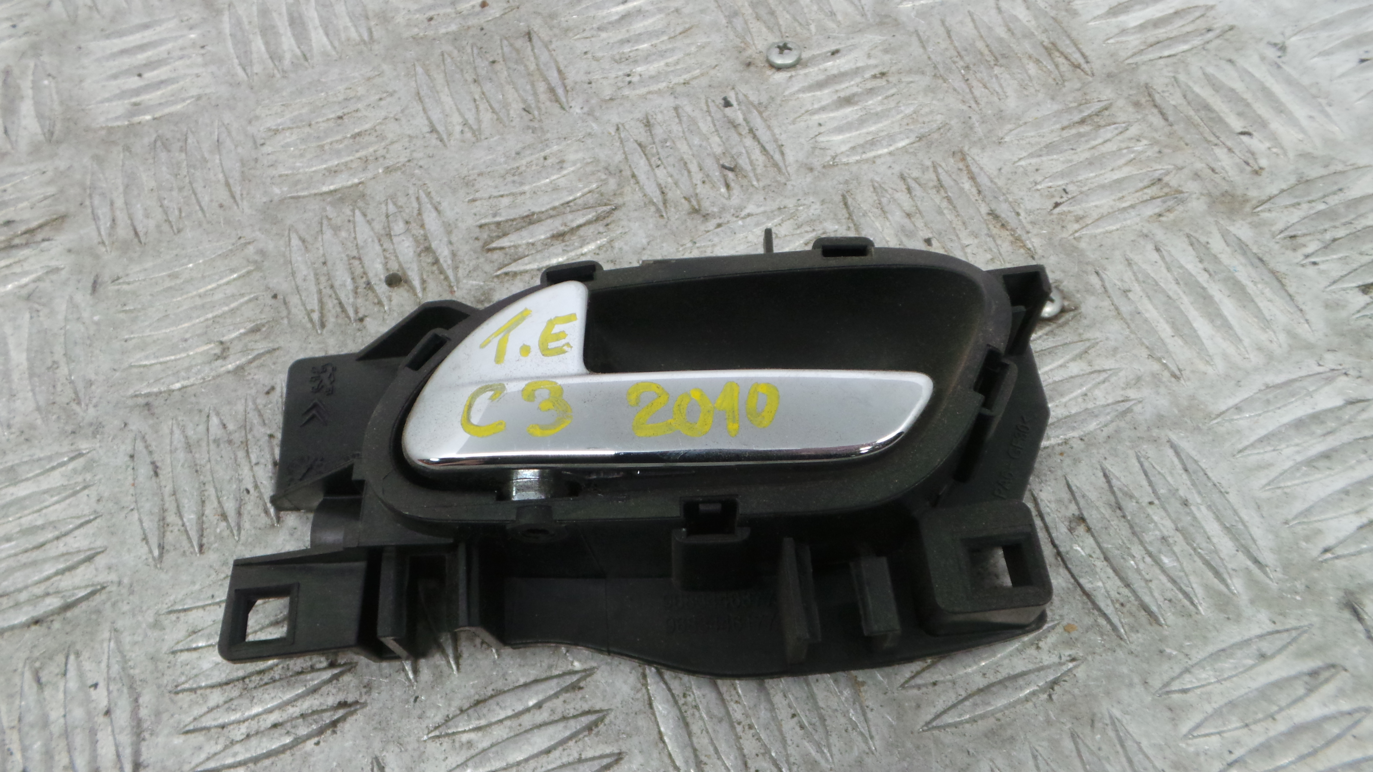 Puxador Interior Traseiro Esquerdo  9683446877 - CITROËN C3 II (SC_)-38062520