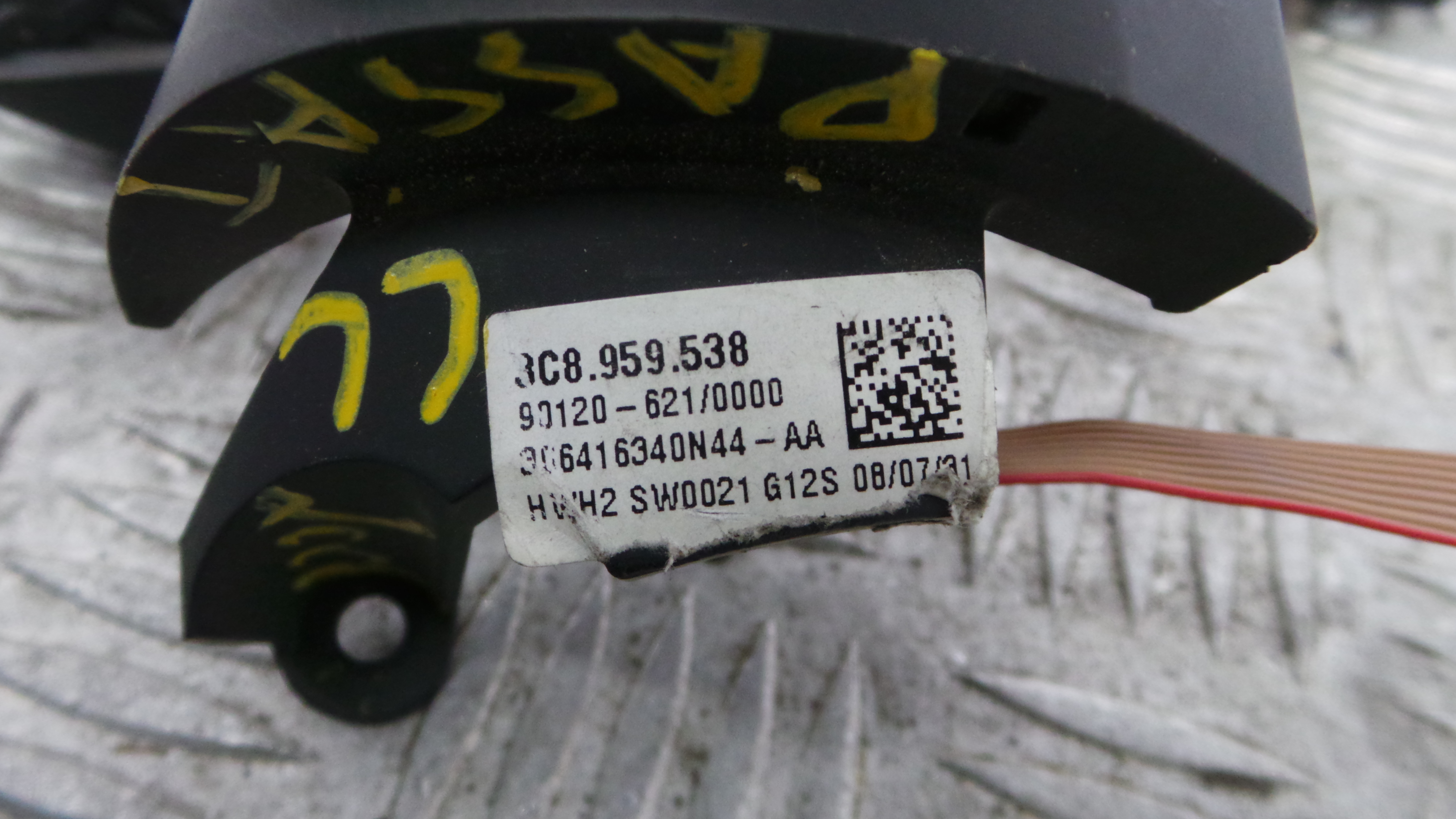 Manípulos do volante 3C8959537 - VW PASSAT CC B6 (357)-38063032