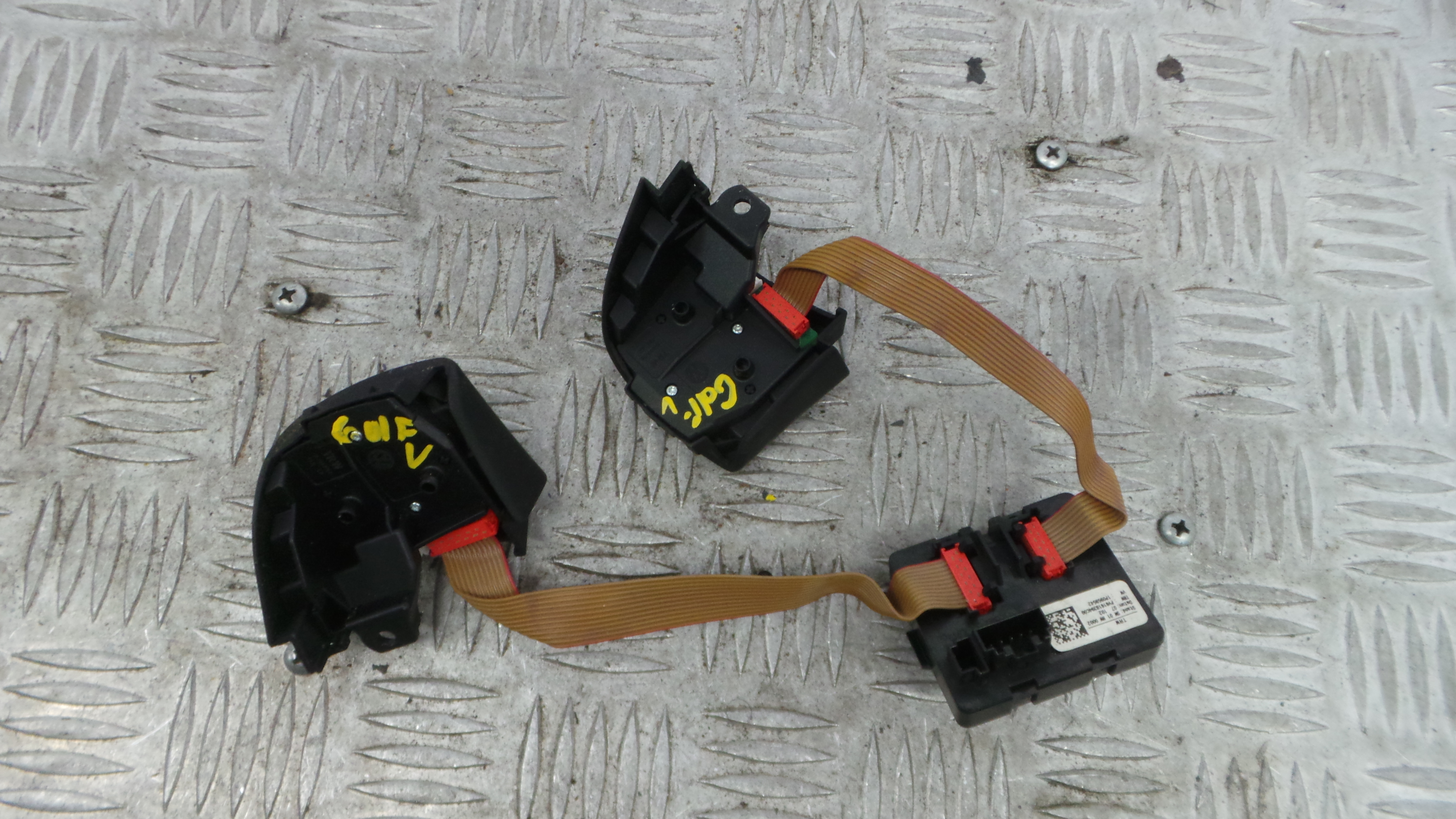 Manípulos do volante 1P0959542 - VW GOLF V (1K1)-38063069