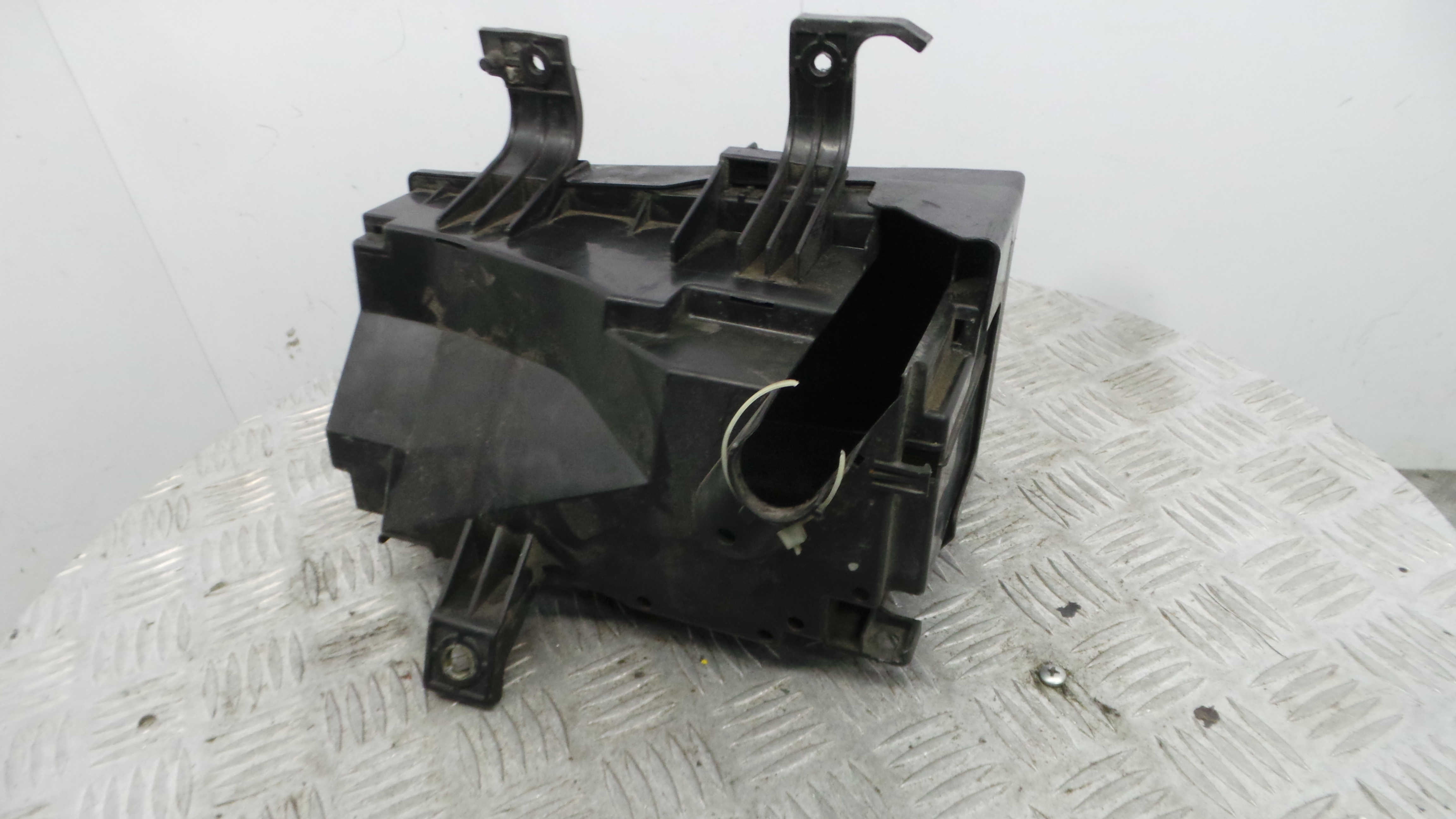 Caixa de Fusiveis 8140YA2 - MAZDA 6 Station Wagon (GY)-38063818