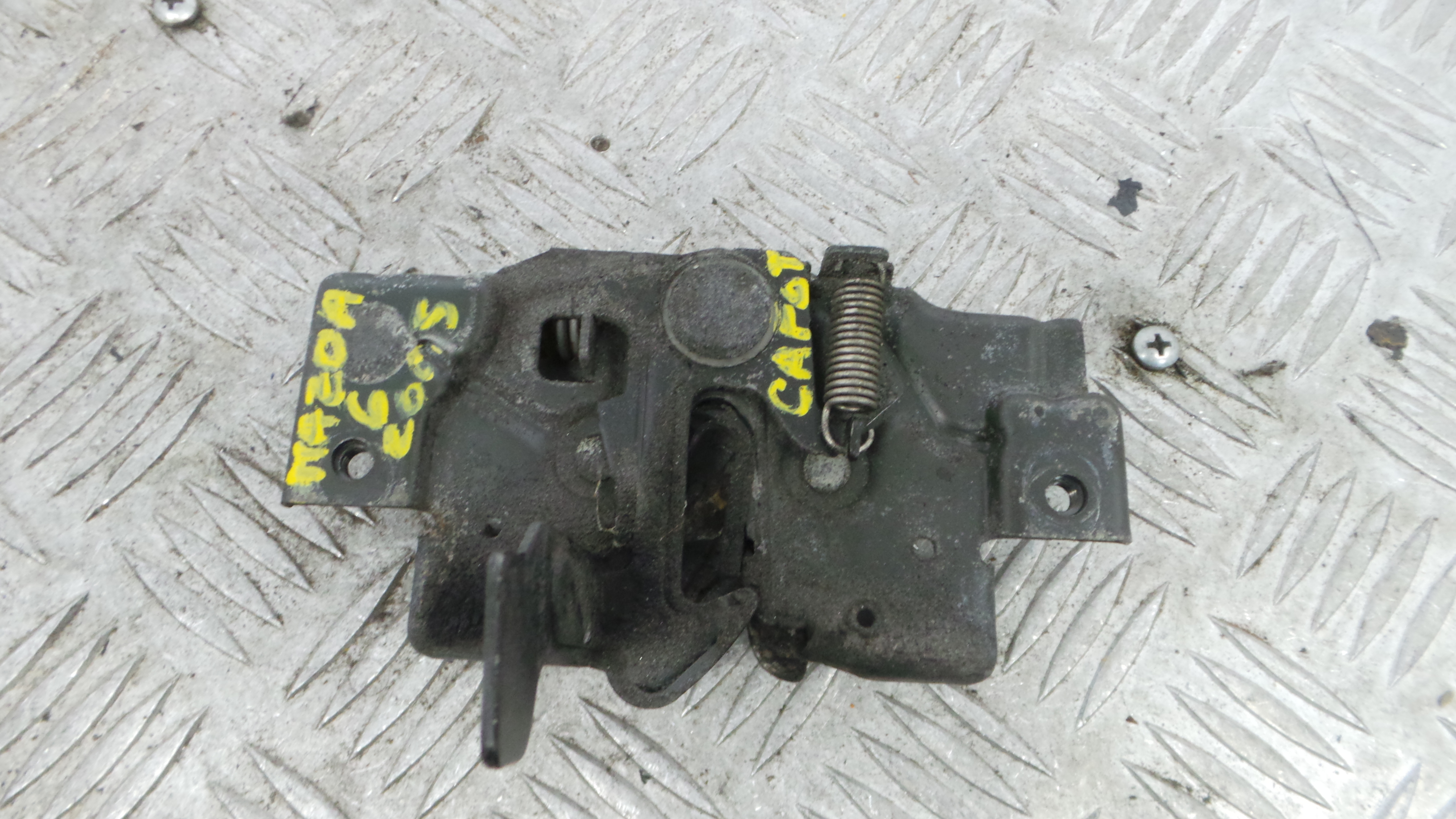 Fecho do Capot GJ6A56620E - MAZDA 6 Station Wagon (GY)-38063825