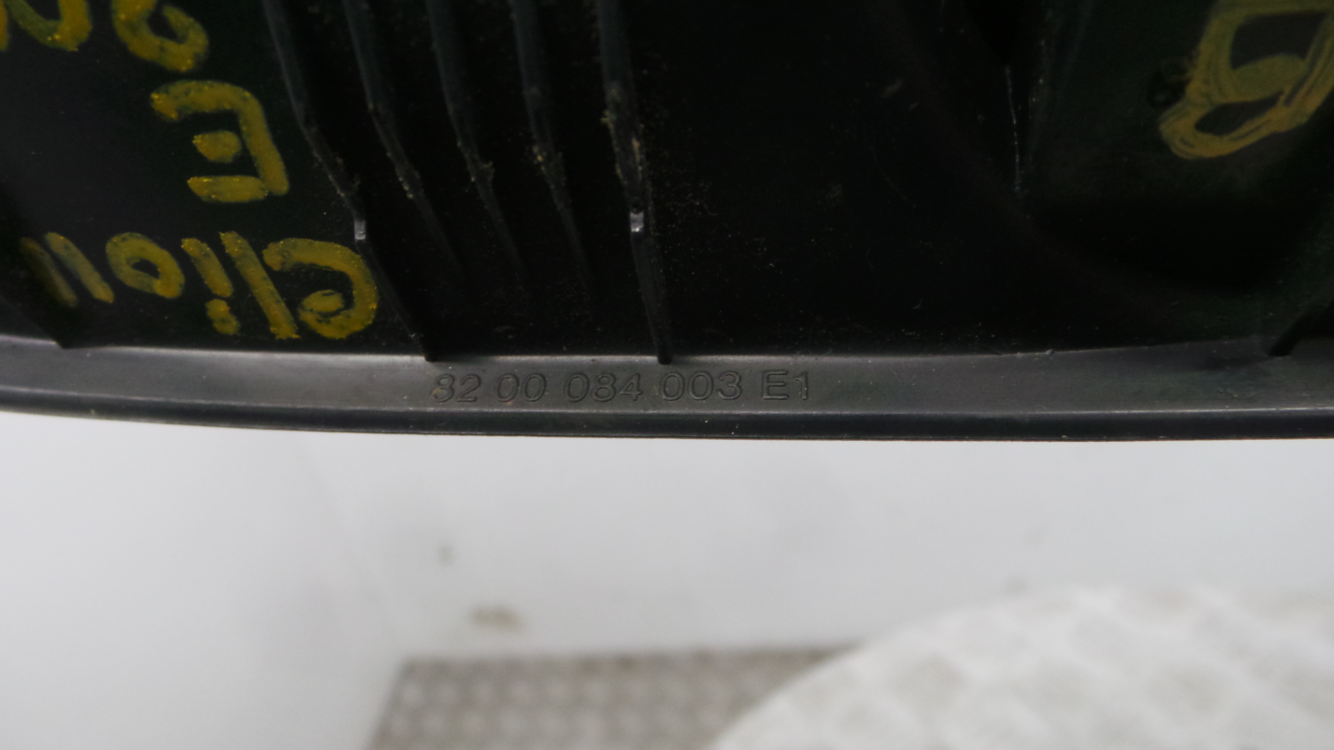 Interruptor / Comando Elevador Vidro Frente Esq 8200084003 - RENAULT CLIO II (BB_, CB_), CLIO Mk II-38063834