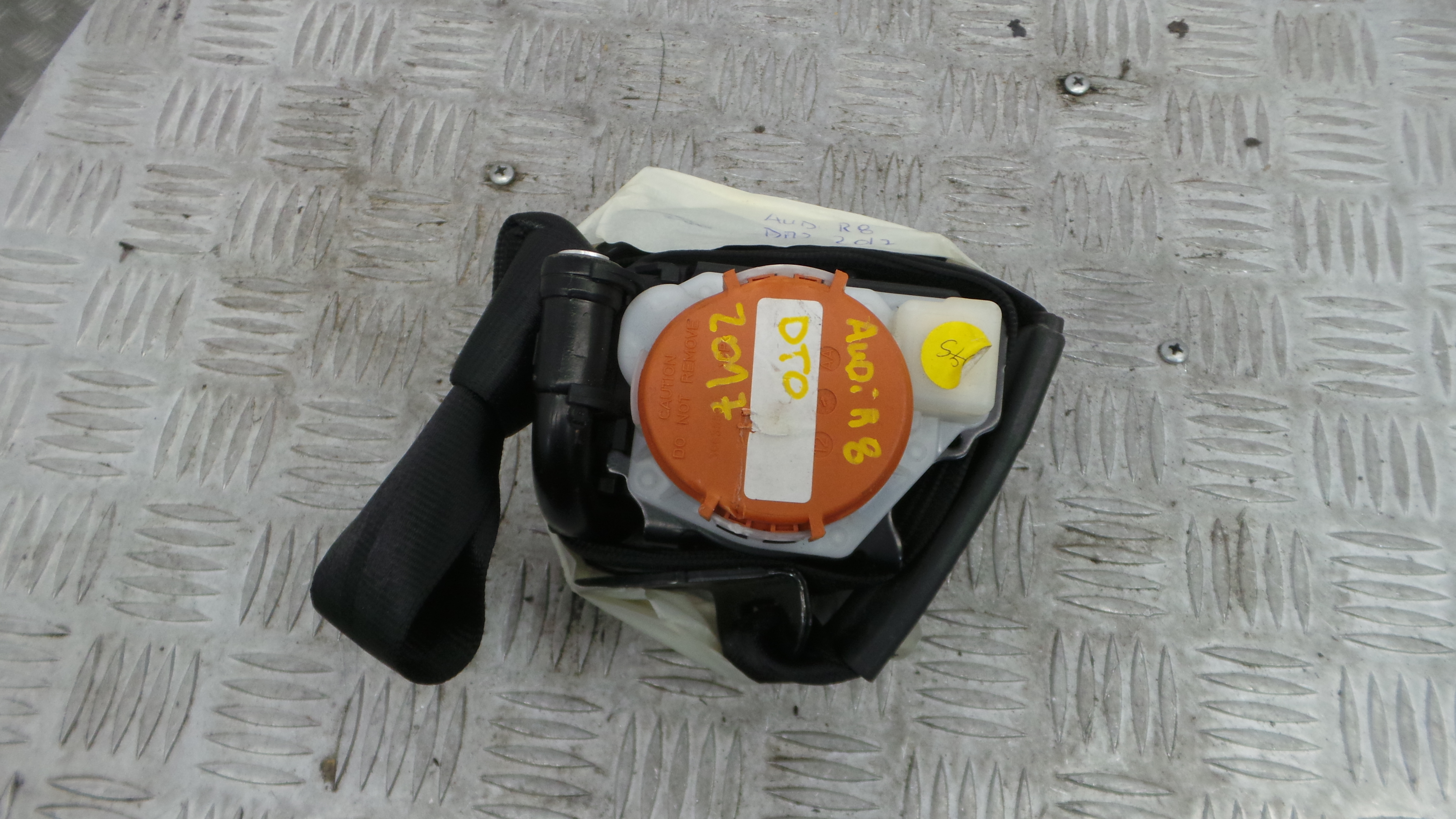 Cinto Frente Direito    - AUDI R8 (4S3, 4SP)-38064732