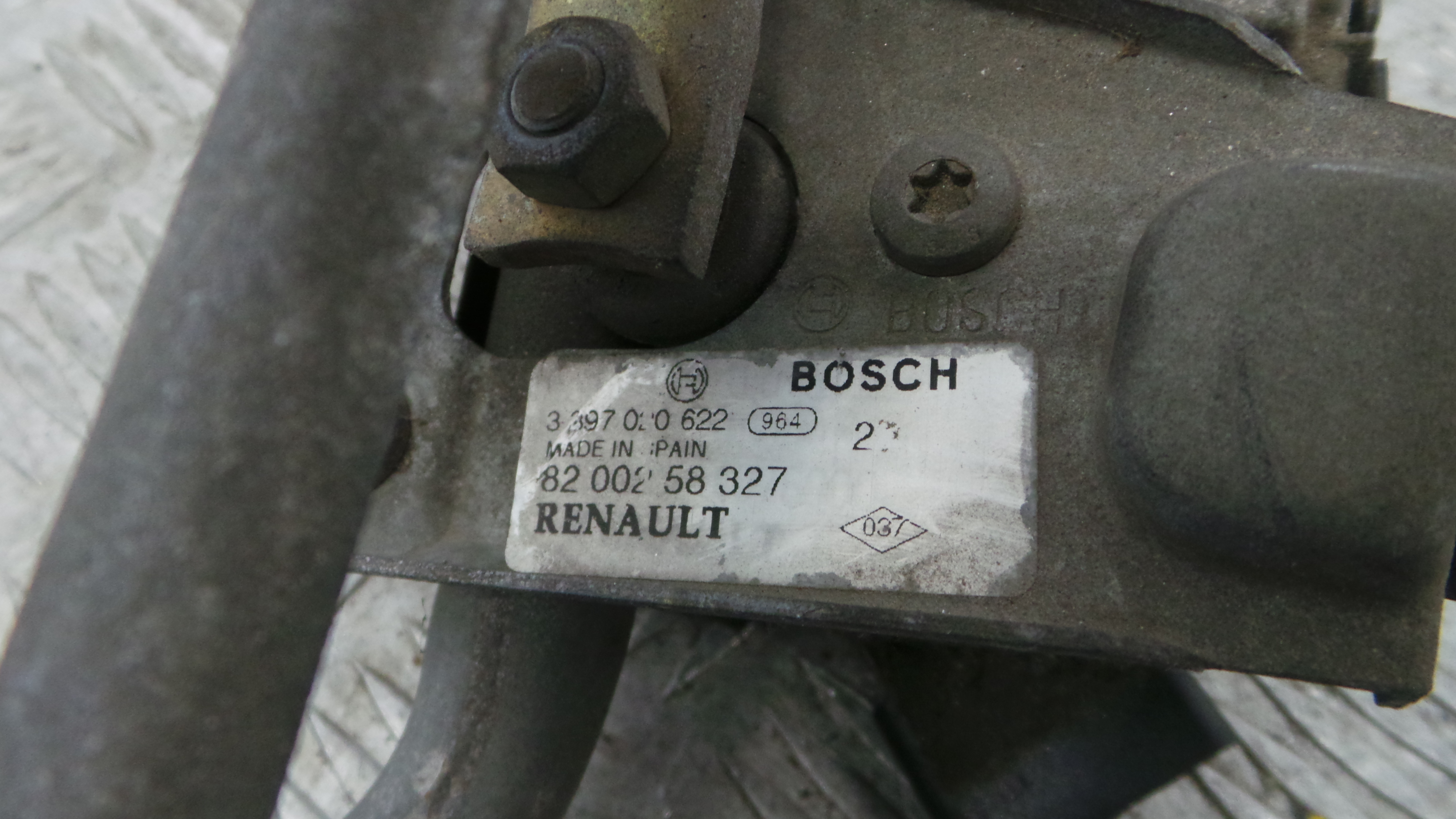 Motor Limpa Vidros Frente 8200258327 - RENAULT CLIO II (BB_, CB_), CLIO Mk II (BB_, CB_)-38064757