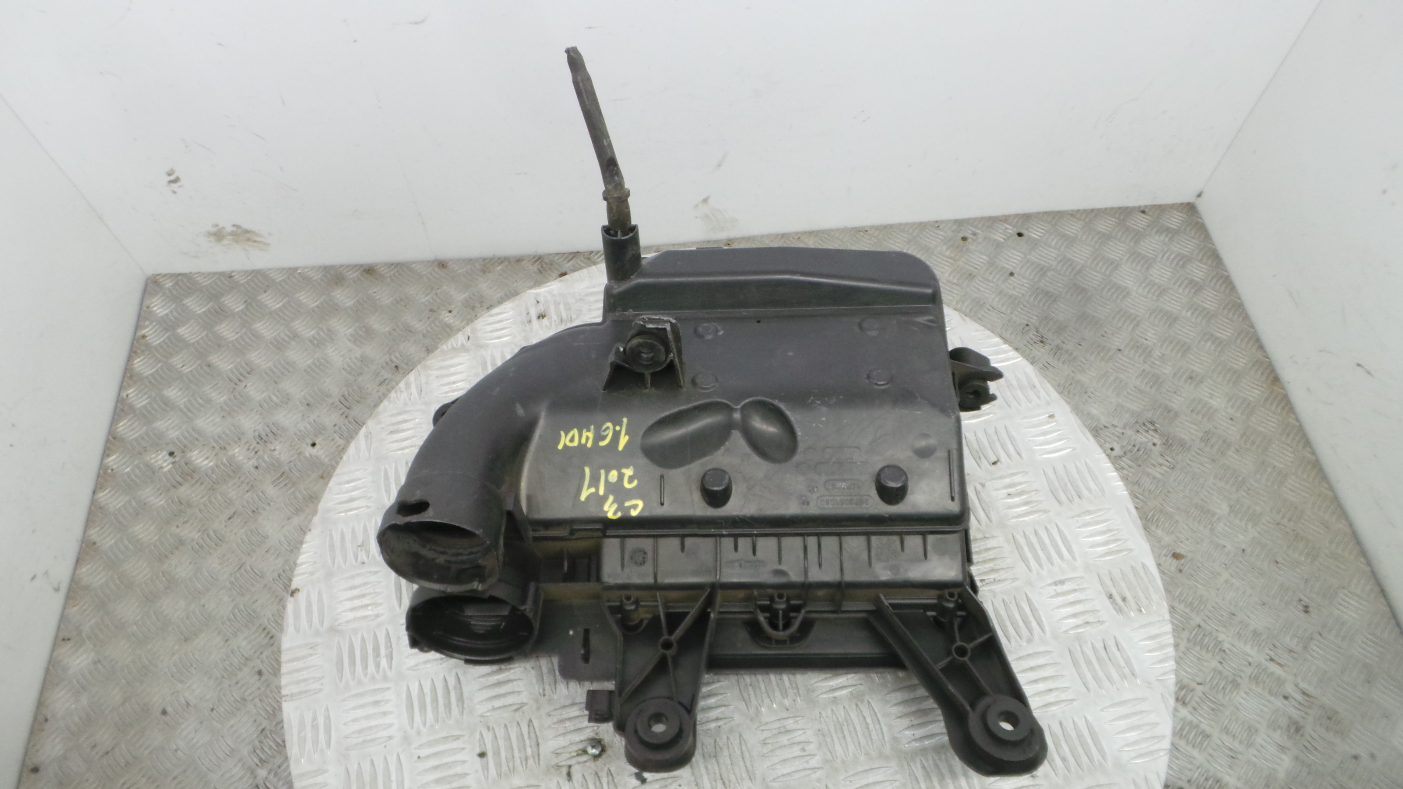 Caixa Filtro de Ar  9673061080 - CITROËN C3 II (SC_)-38065342