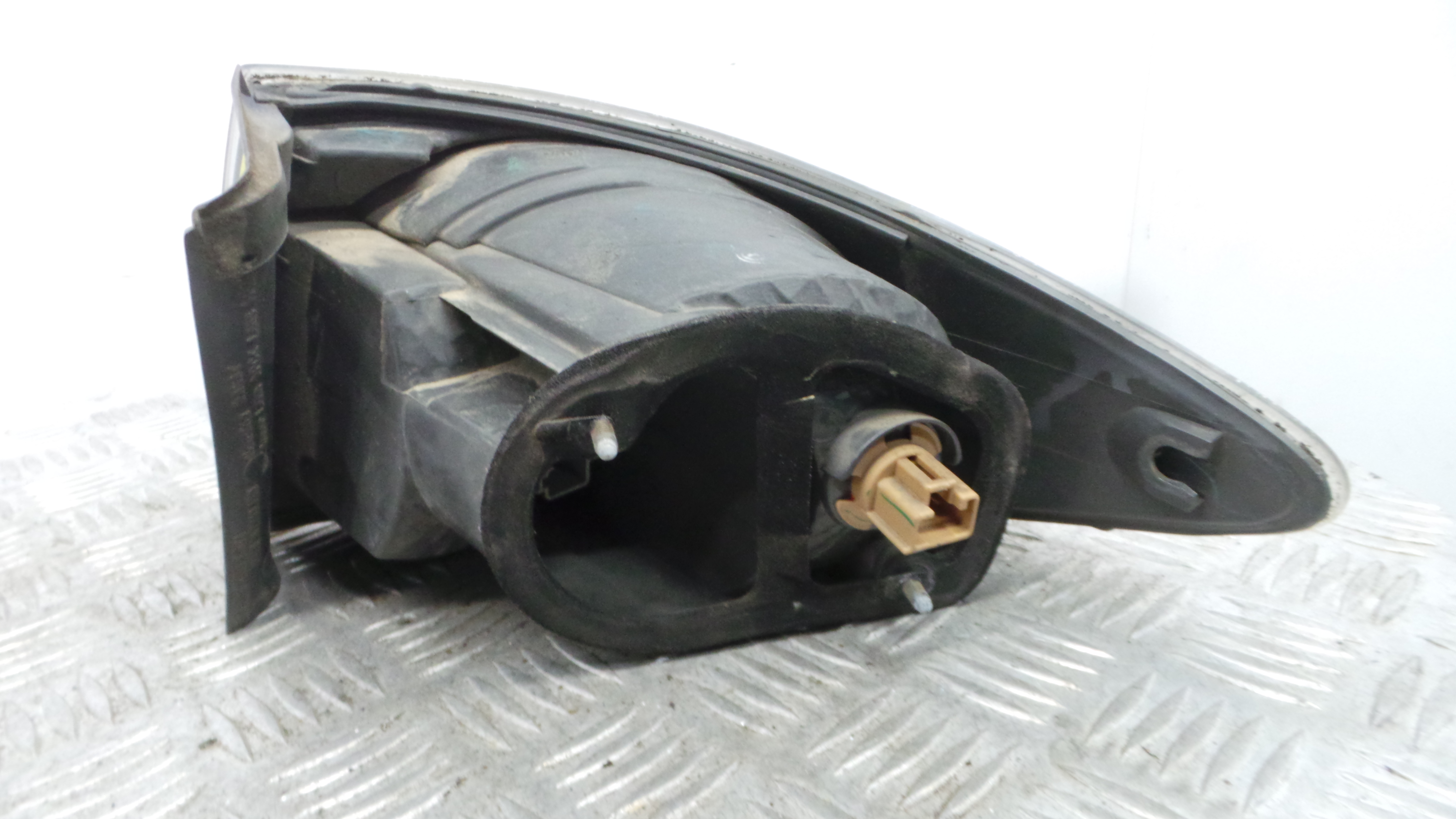 Farolim Stop Esq 220-61974 - MAZDA 6 Station Wagon (GY)-38065369