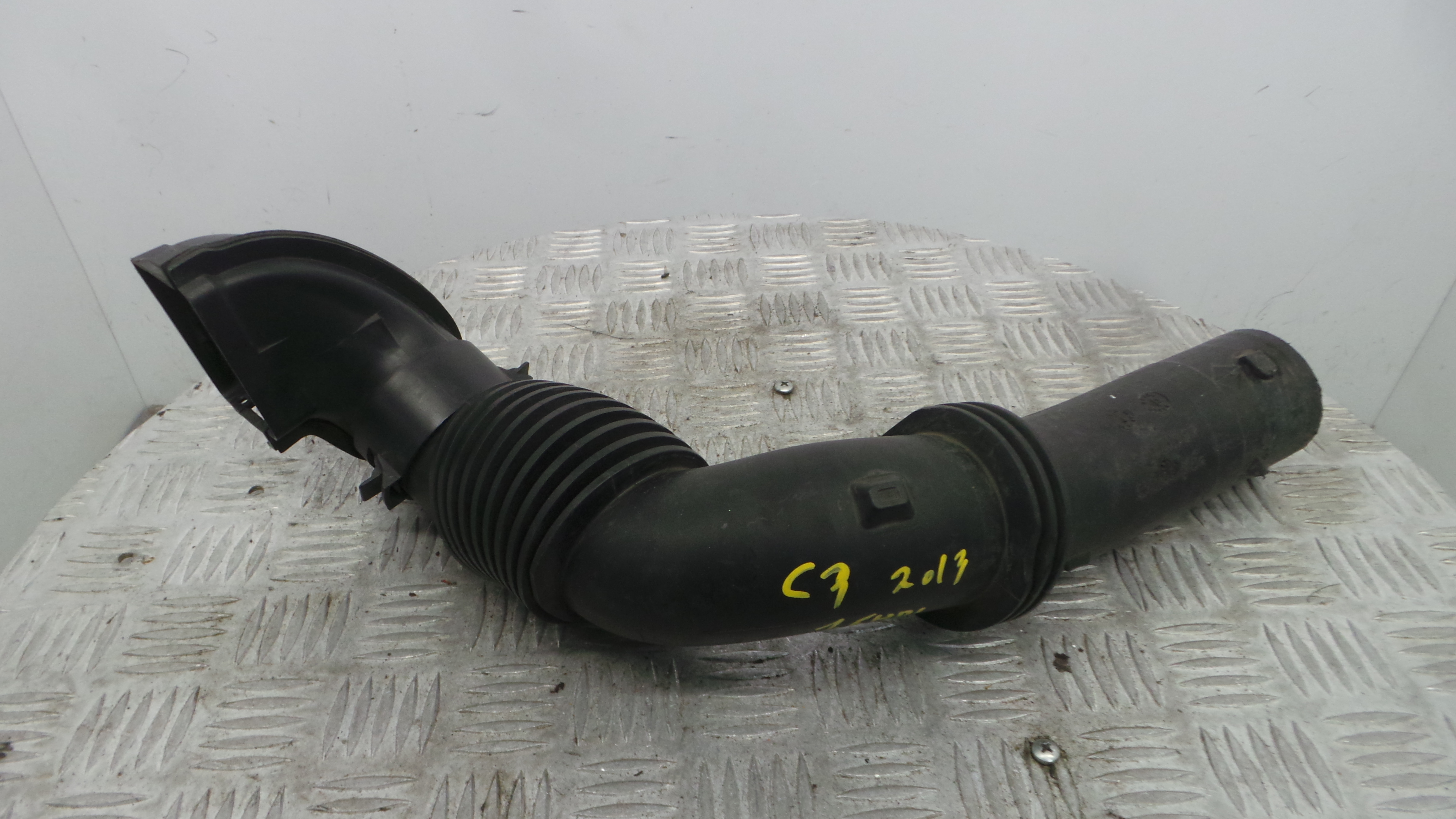 Tubo Caixa Filtro Ar 9802773680 - CITROËN C3 II (SC_)-38075911