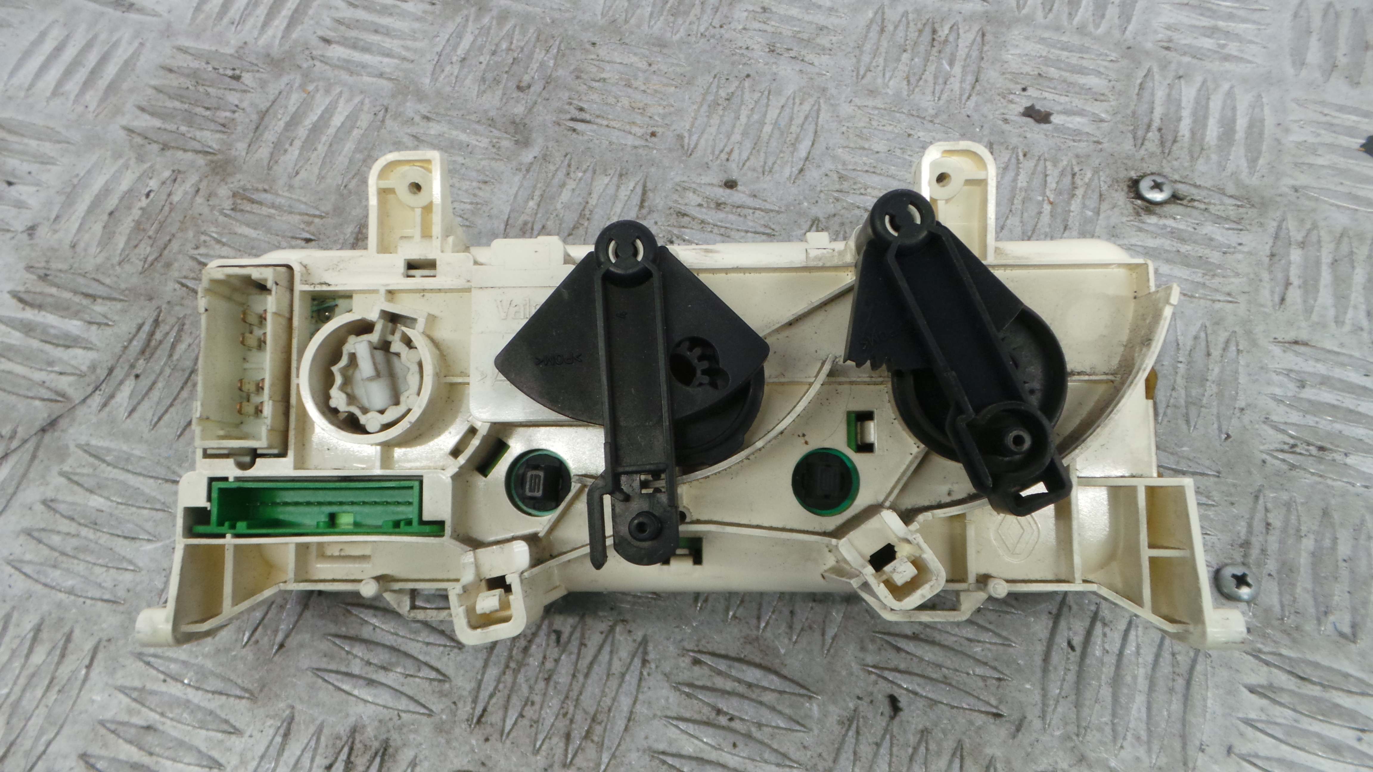 Comando da Sofagem / Climatronic 8200147160 - RENAULT CLIO II (BB_, CB_), CLIO Mk II (BB_, CB_)-38084061