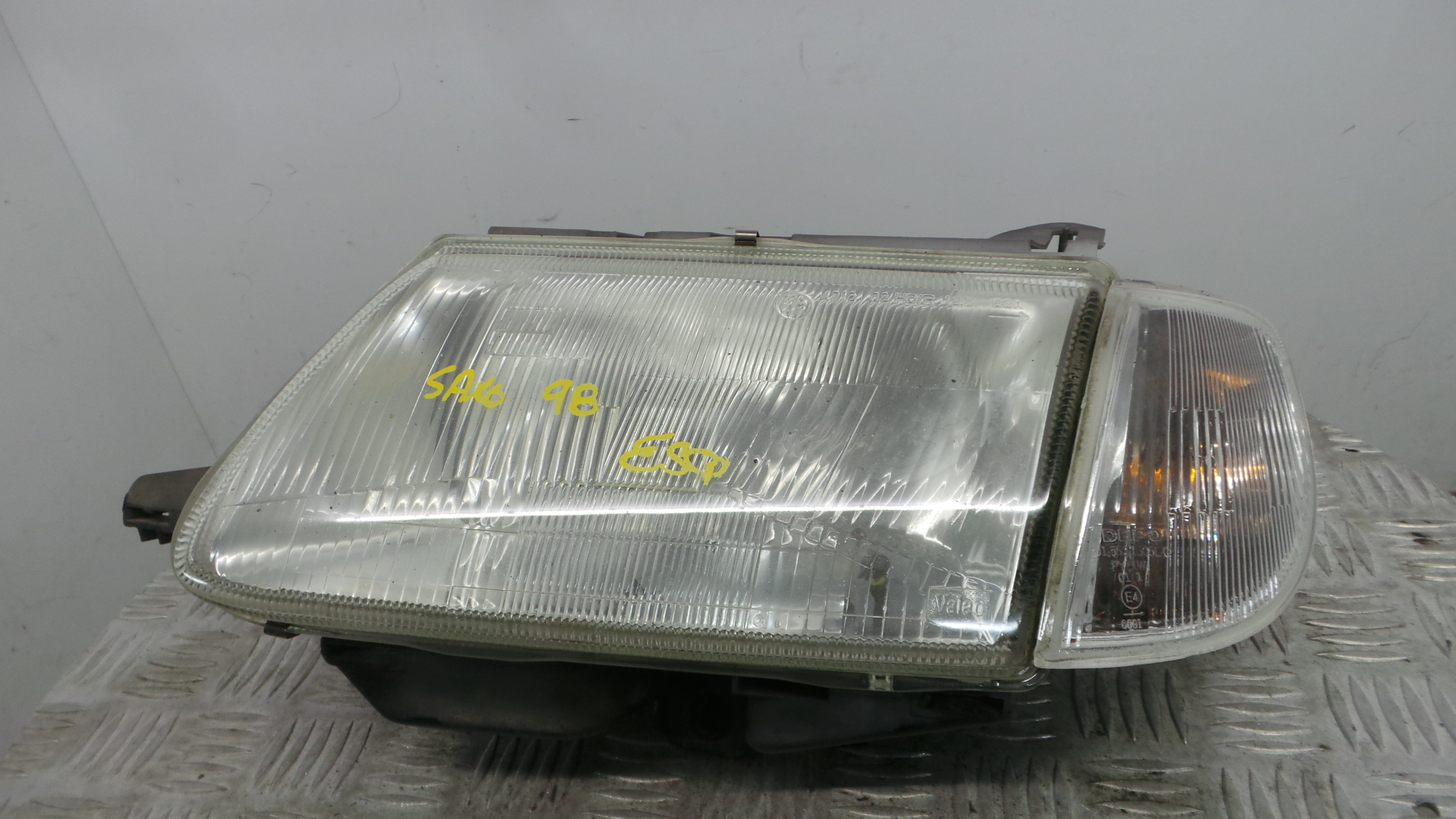 Ótica Esq 00006204N5 - CITROËN SAXO (S0, S1)-38183791 Ótica Esq 00006204N5 - CITROËN SAXO (S0, S1)-38183791