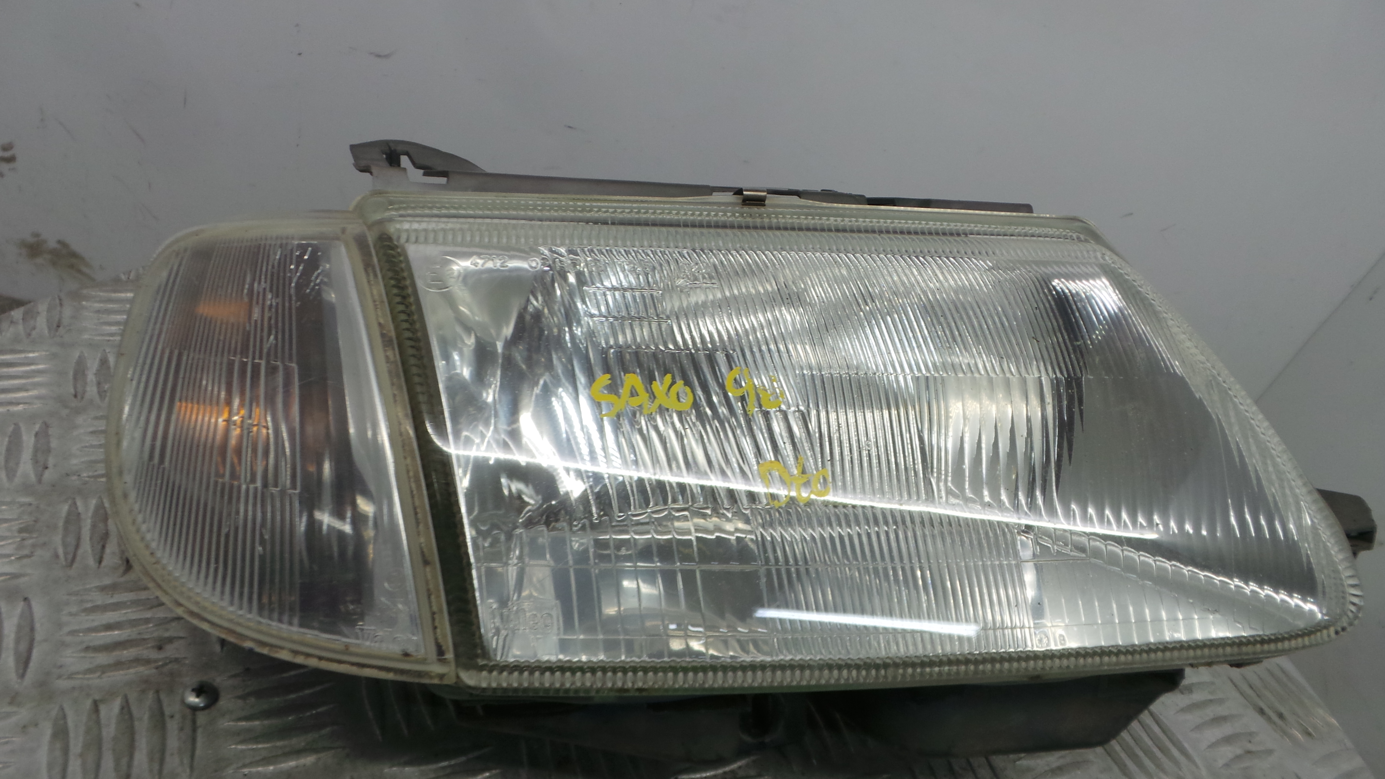 Ótica Dto 00006205N5 - CITROËN SAXO (S0, S1)-38184240 Ótica Dto 00006205N5 - CITROËN SAXO (S0, S1)-38184240