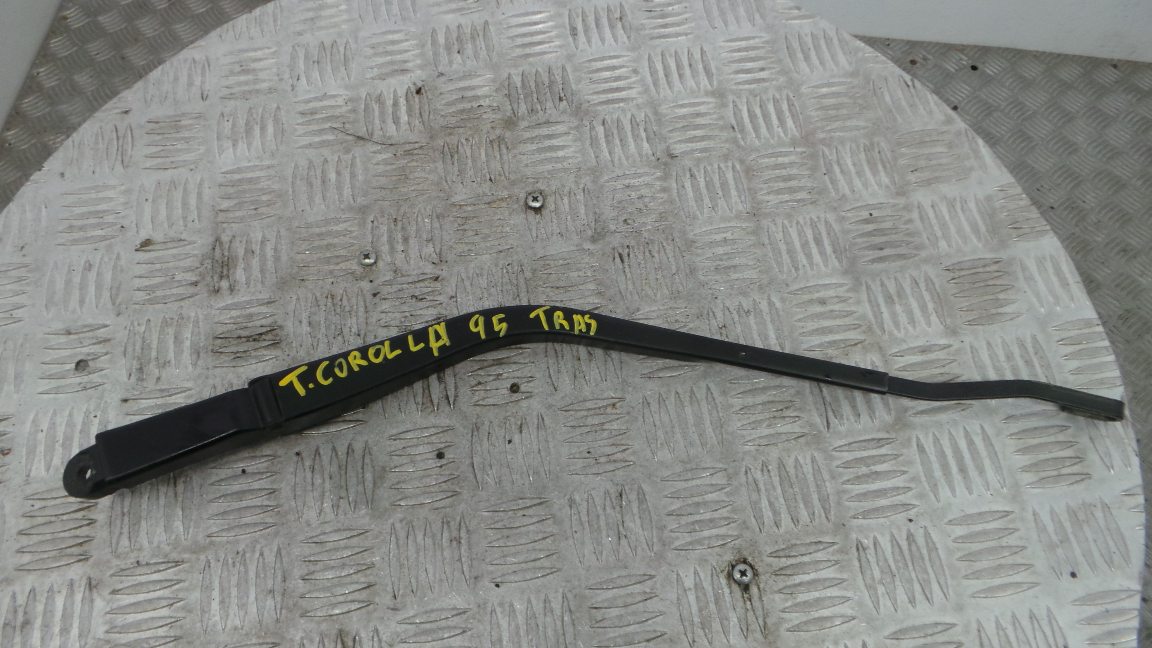 Braço Do Limpa-vidros - TOYOTA COROLLA (_E10_)-38232591 Braço Do Limpa-vidros - TOYOTA COROLLA (_E10_)-38232591