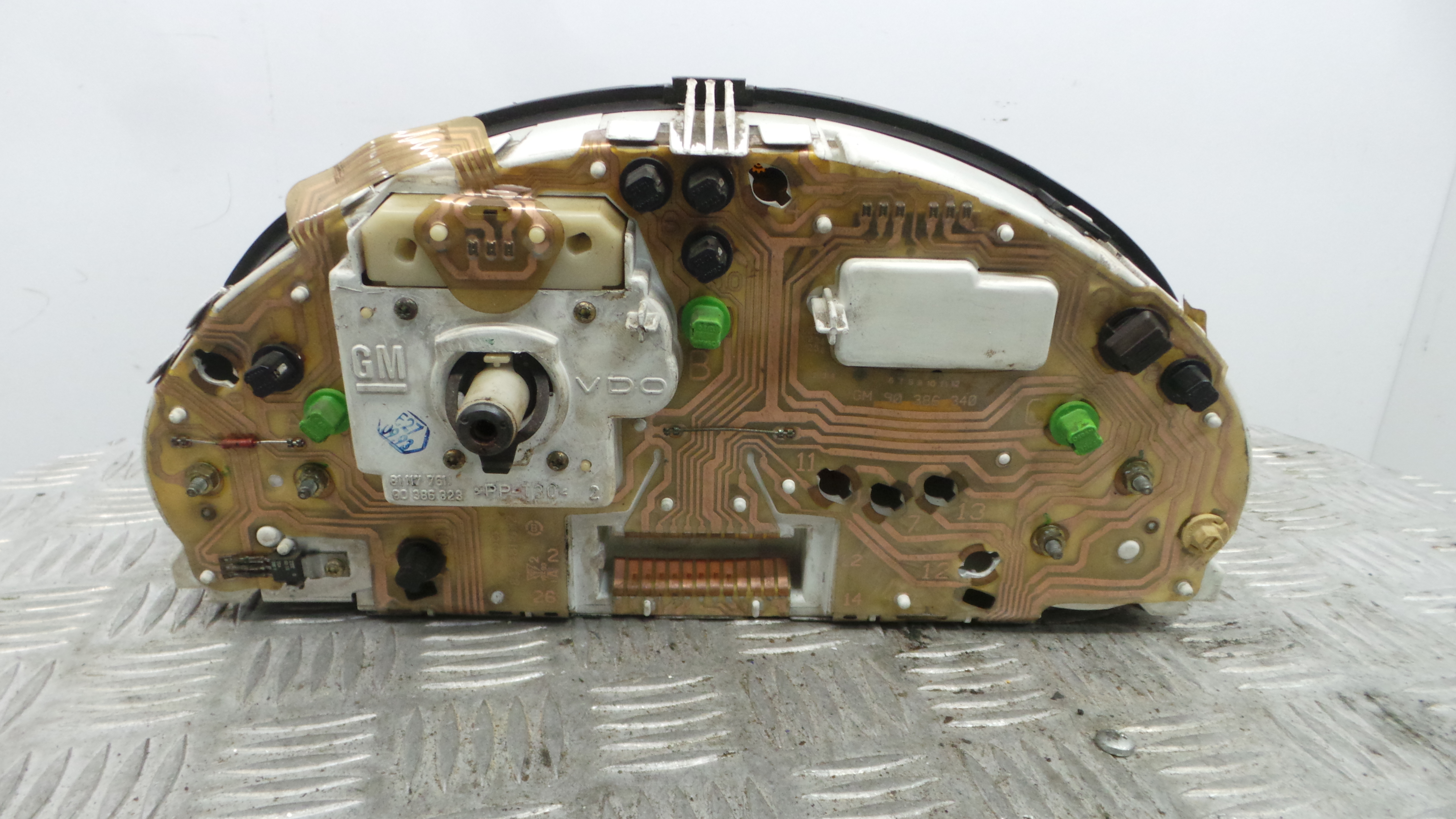 Quadrante 90386323 - OPEL CORSA B (S93)-38247334