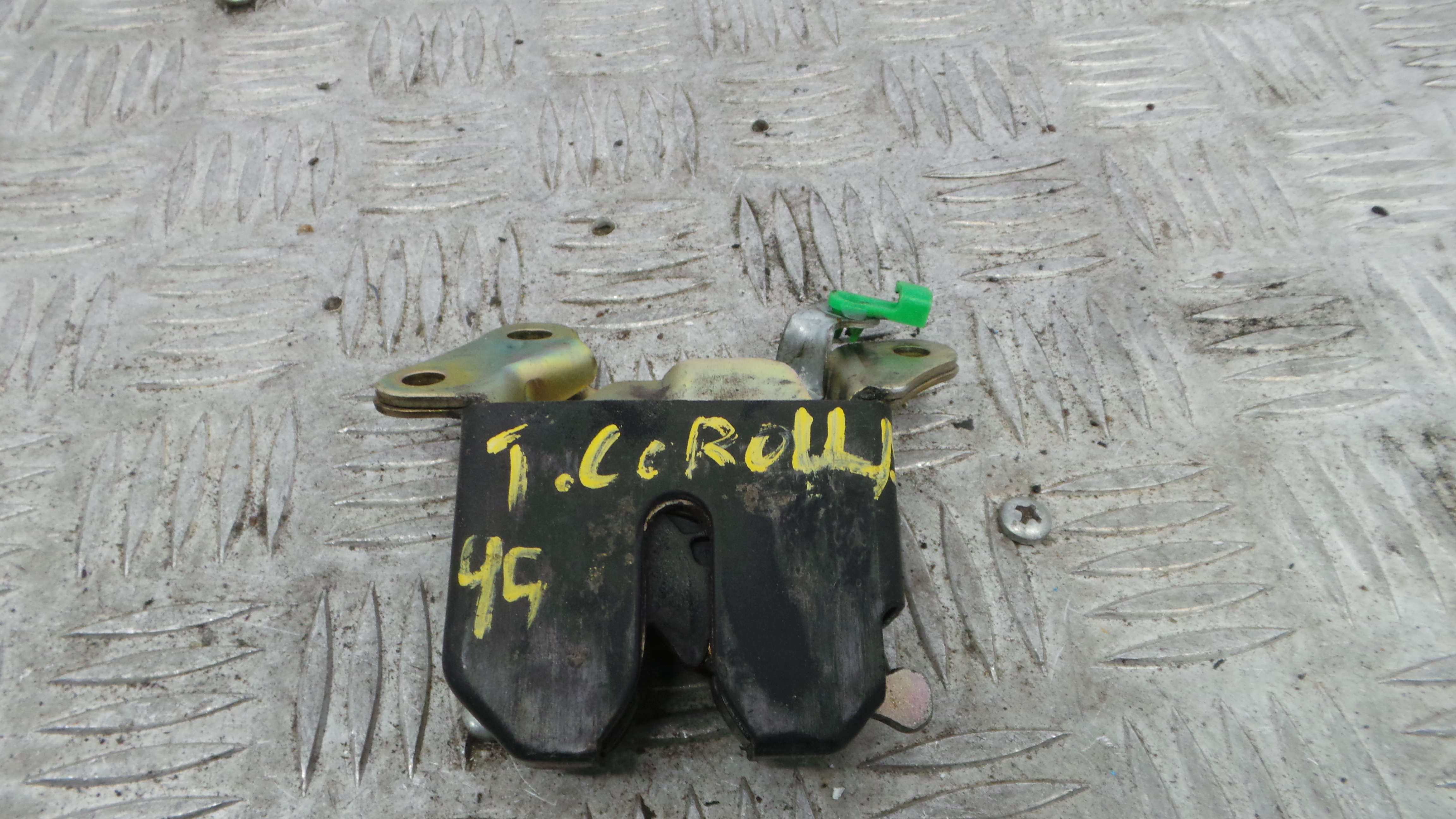 Fecho Mala - TOYOTA COROLLA (_E10_)-38273661 Fecho Mala - TOYOTA COROLLA (_E10_)-38273661