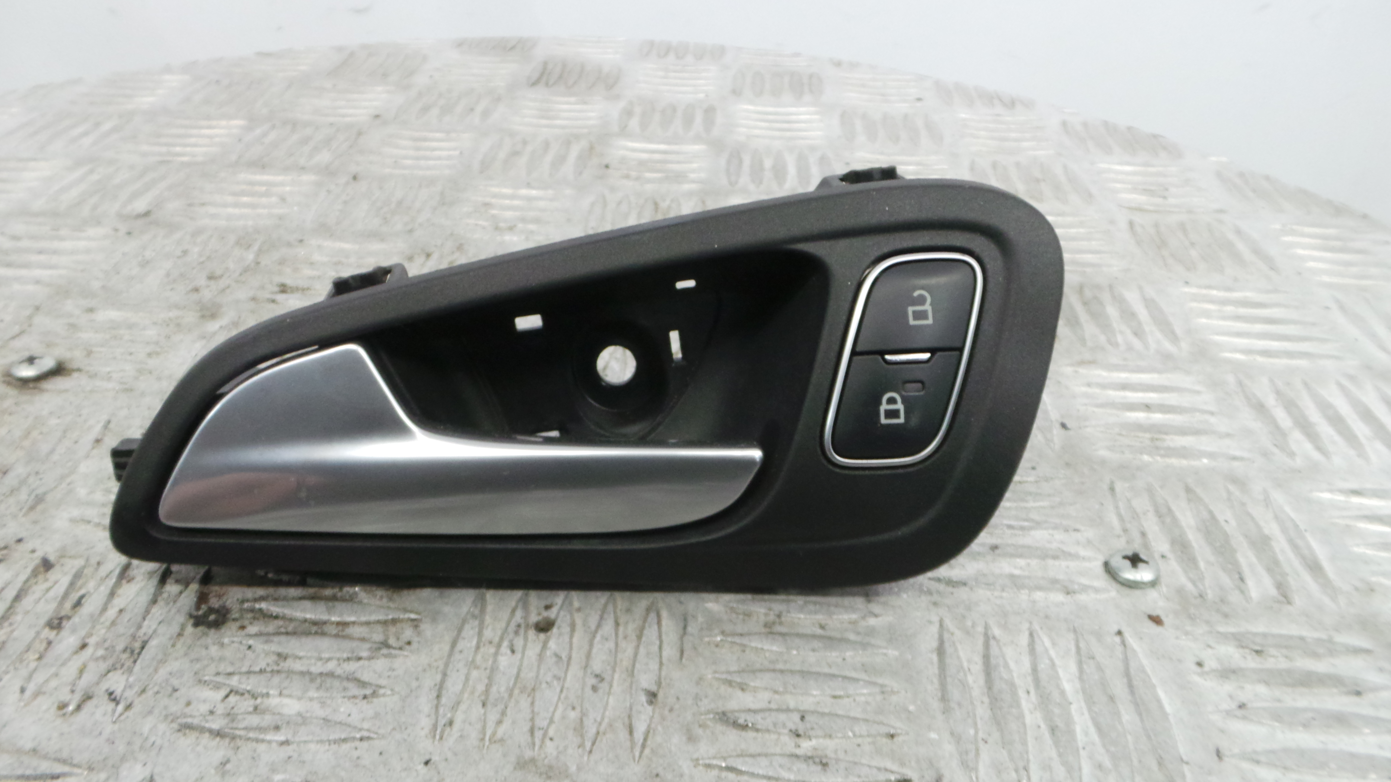 Puxador Interior Frente Esquerdo F1EB-A22601-BAW - FORD FOCUS III Turnier-38273677 Puxador Interior Frente Esquerdo F1EB-A22601-BAW - FORD FOCUS III Turnier-38273677