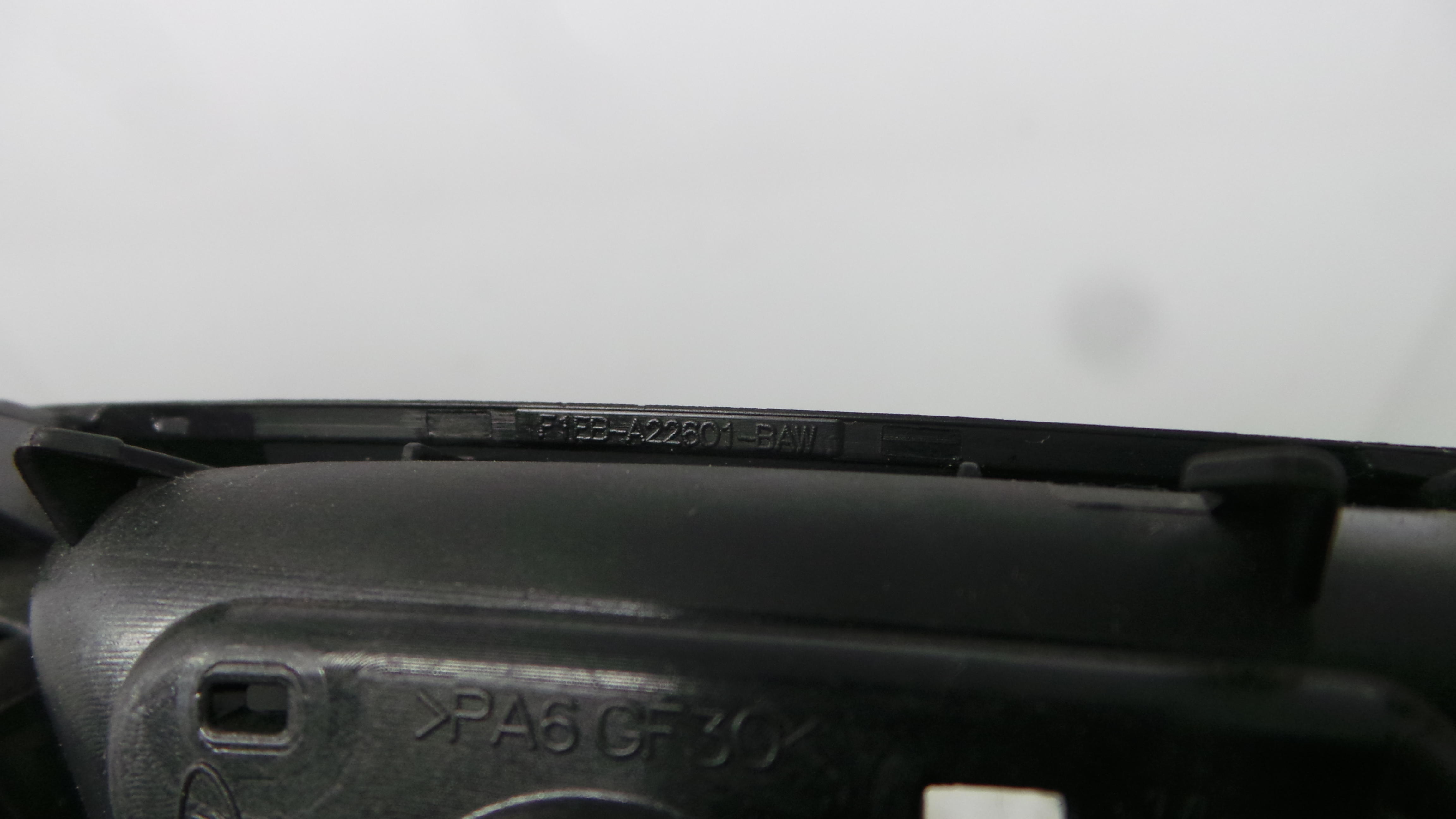 Puxador Interior Frente Esquerdo F1EB-A22601-BAW - FORD FOCUS III Turnier-38273677