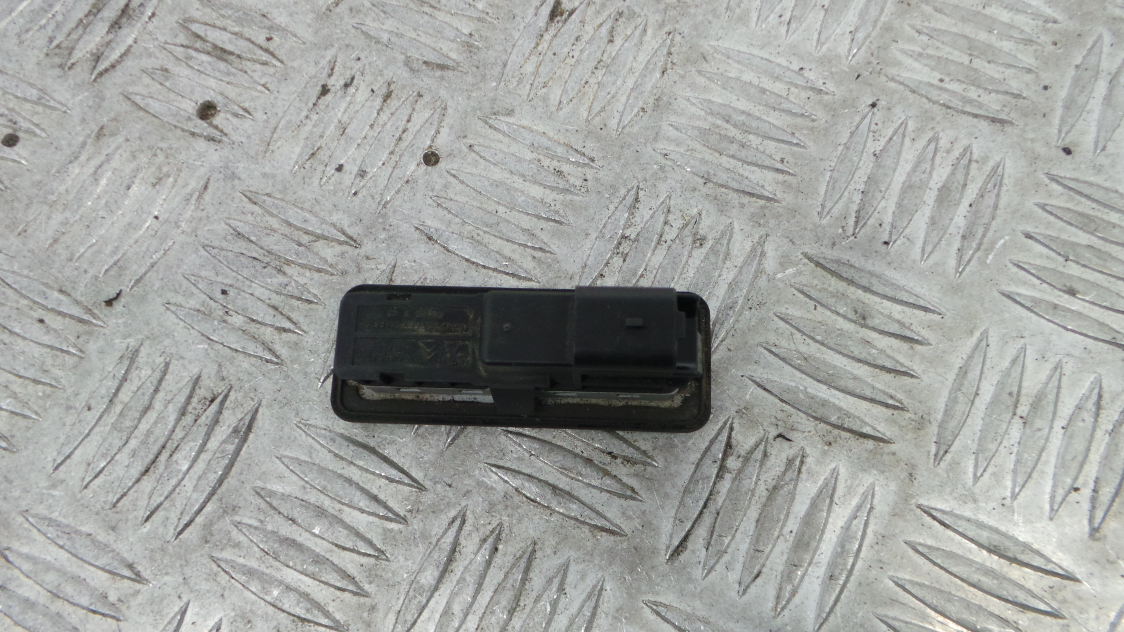 Interruptor / Comando Mala 9676028380 - PEUGEOT 208 I (CA_, CC_)-38273686