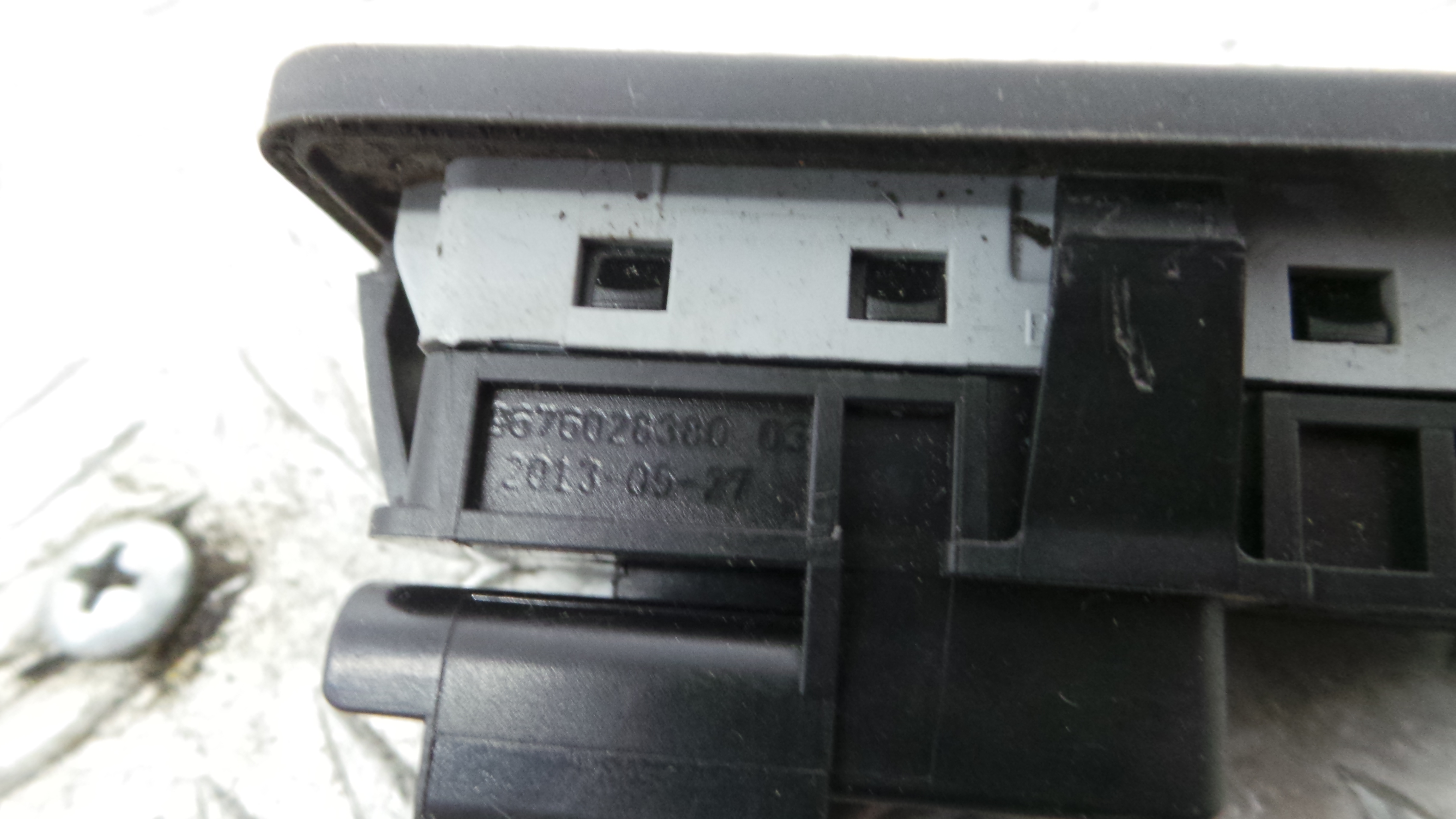 Interruptor / Comando Mala 9676028380 - PEUGEOT 208 I (CA_, CC_)-38273686