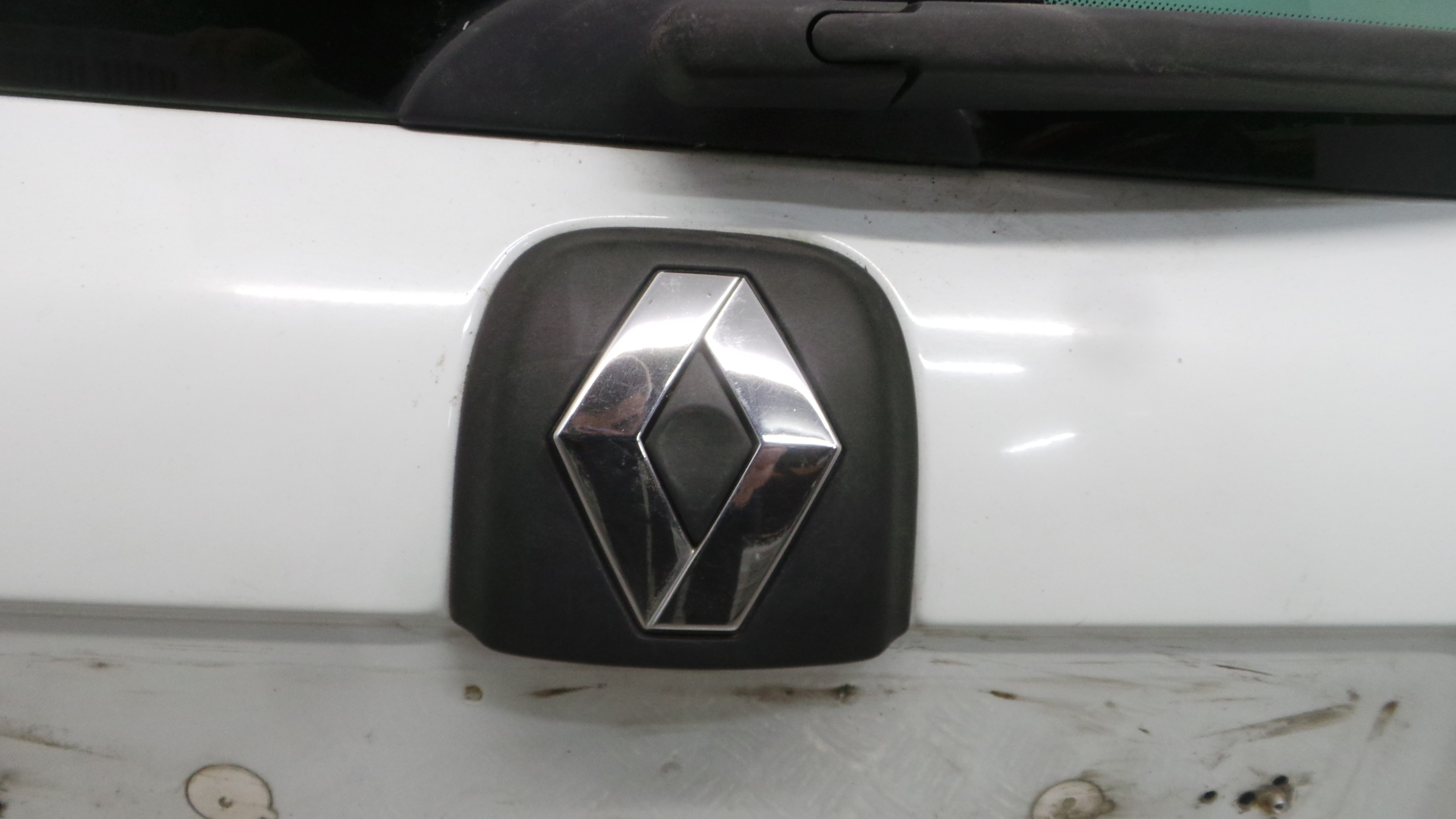 Puxador Exterior da Tampa da Mala 8200060918 - RENAULT CLIO II (BB_, CB_), CLIO Mk II (BB_, CB_)-38294881 Puxador Exterior da Tampa da Mala 8200060918 - RENAULT CLIO II (BB_, CB_), CLIO Mk II (BB_, CB_)-38294881