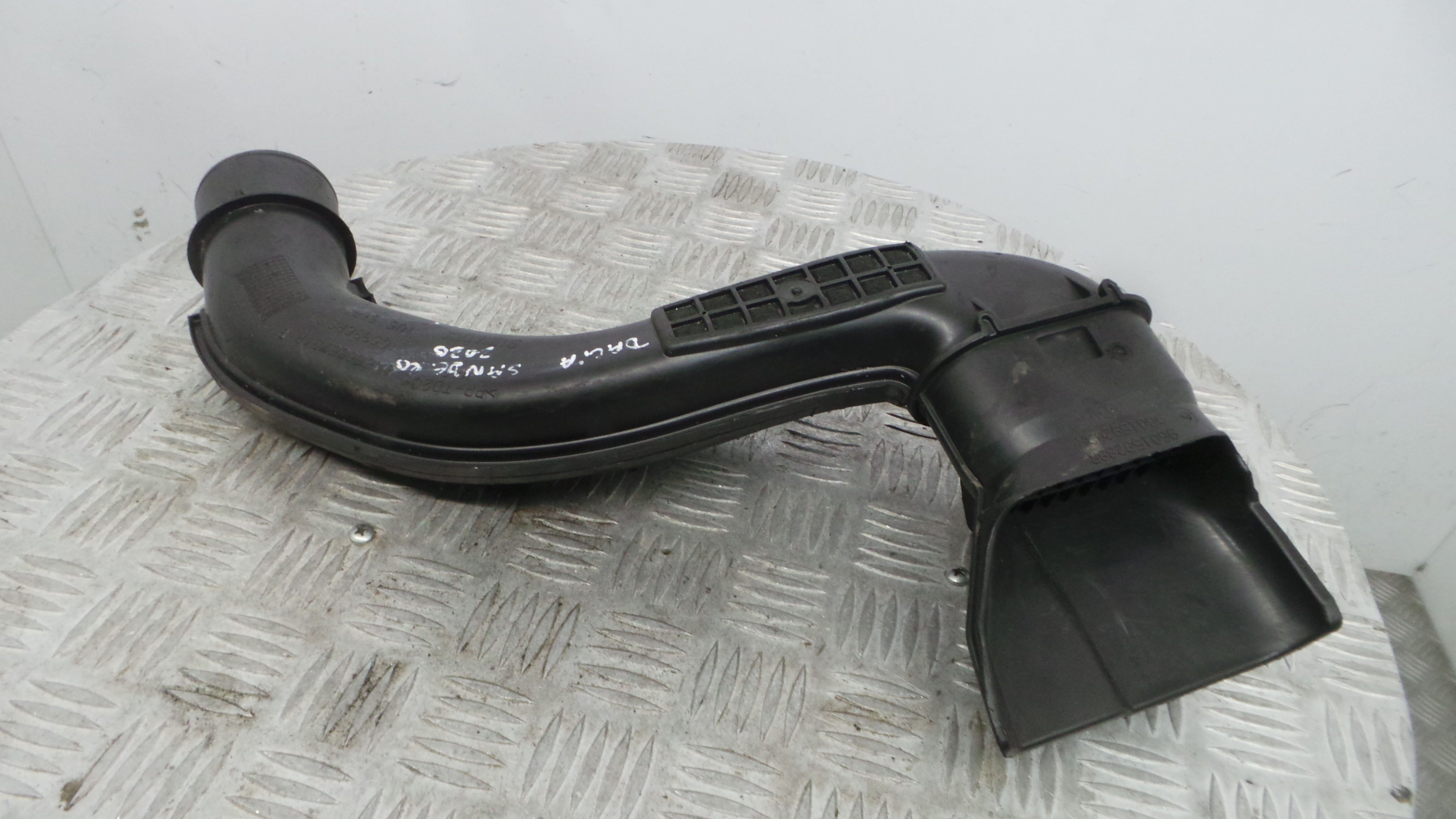 Tubo Caixa Filtro Ar 165555731R - DACIA SANDERO II-38294912 Tubo Caixa Filtro Ar 165555731R - DACIA SANDERO II-38294912