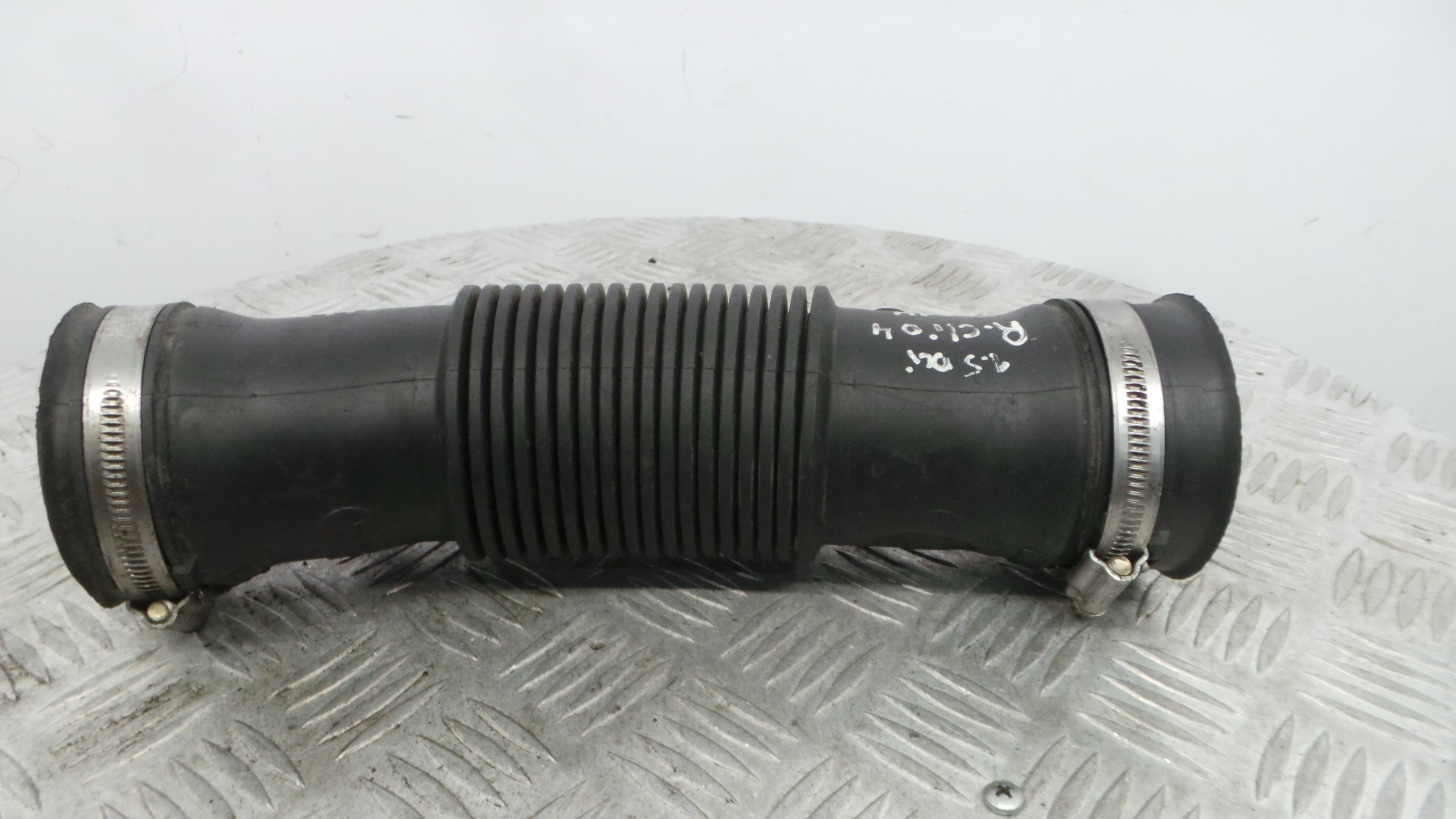 Tubo Caixa Filtro Ar 165757148RA - RENAULT CLIO IV (BH_)-38294951 Tubo Caixa Filtro Ar 165757148RA - RENAULT CLIO IV (BH_)-38294951