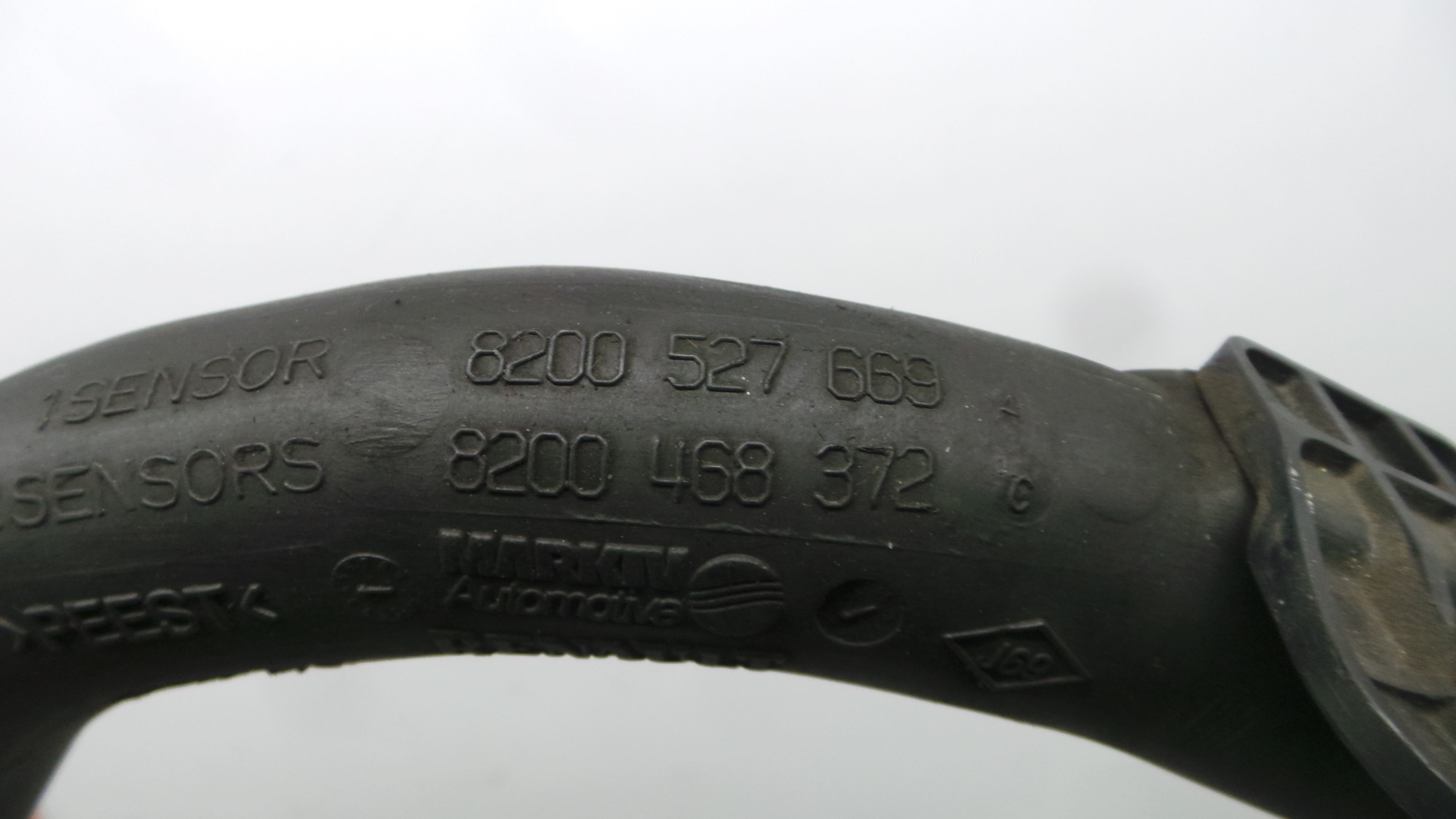 Tubo Intercooler 8200468372C - RENAULT CLIO III (BR0/1, CR0/1)-38294983