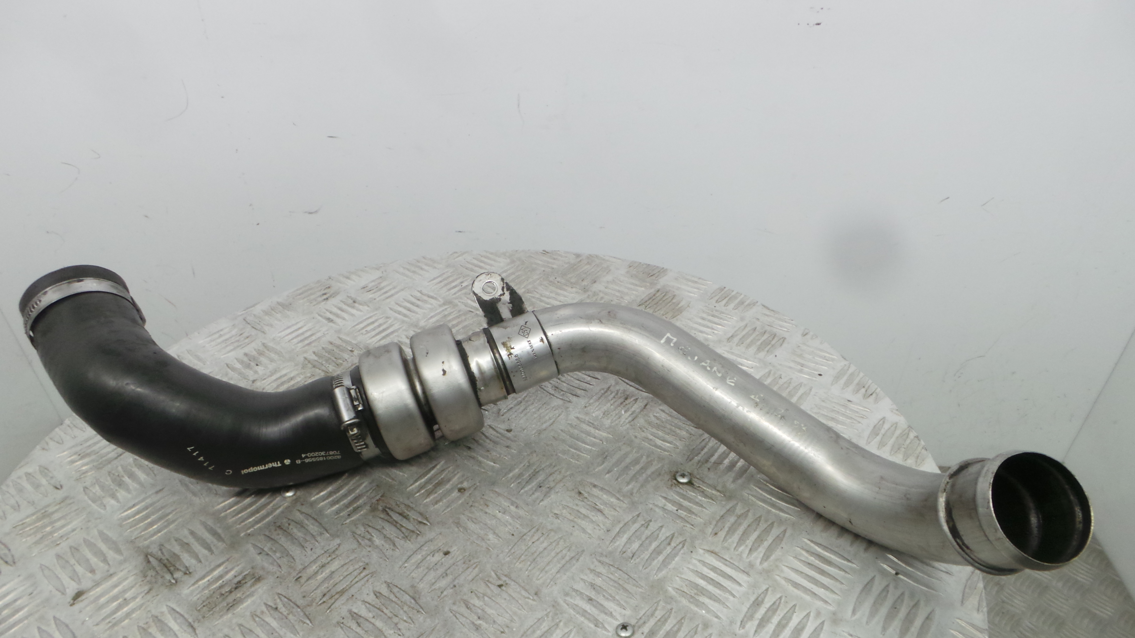 Tubo Intercooler 8200185556A – RENAULT MEGANE II (BM0/1_, CM0/1_)