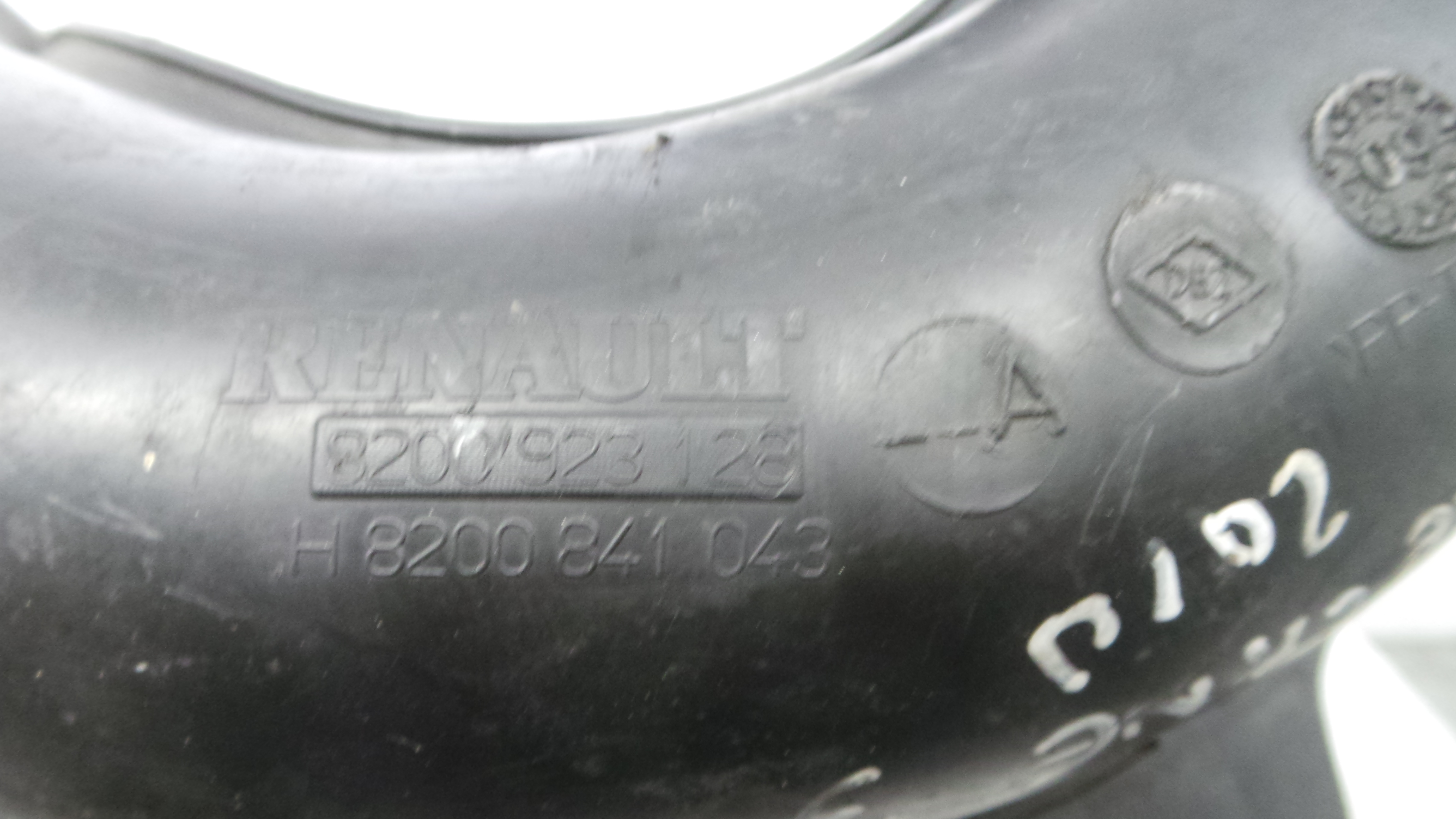 Tubo Intercooler 8200923128A - RENAULT MEGANE III Hatchback (BZ0/1_, B3_)-38295028