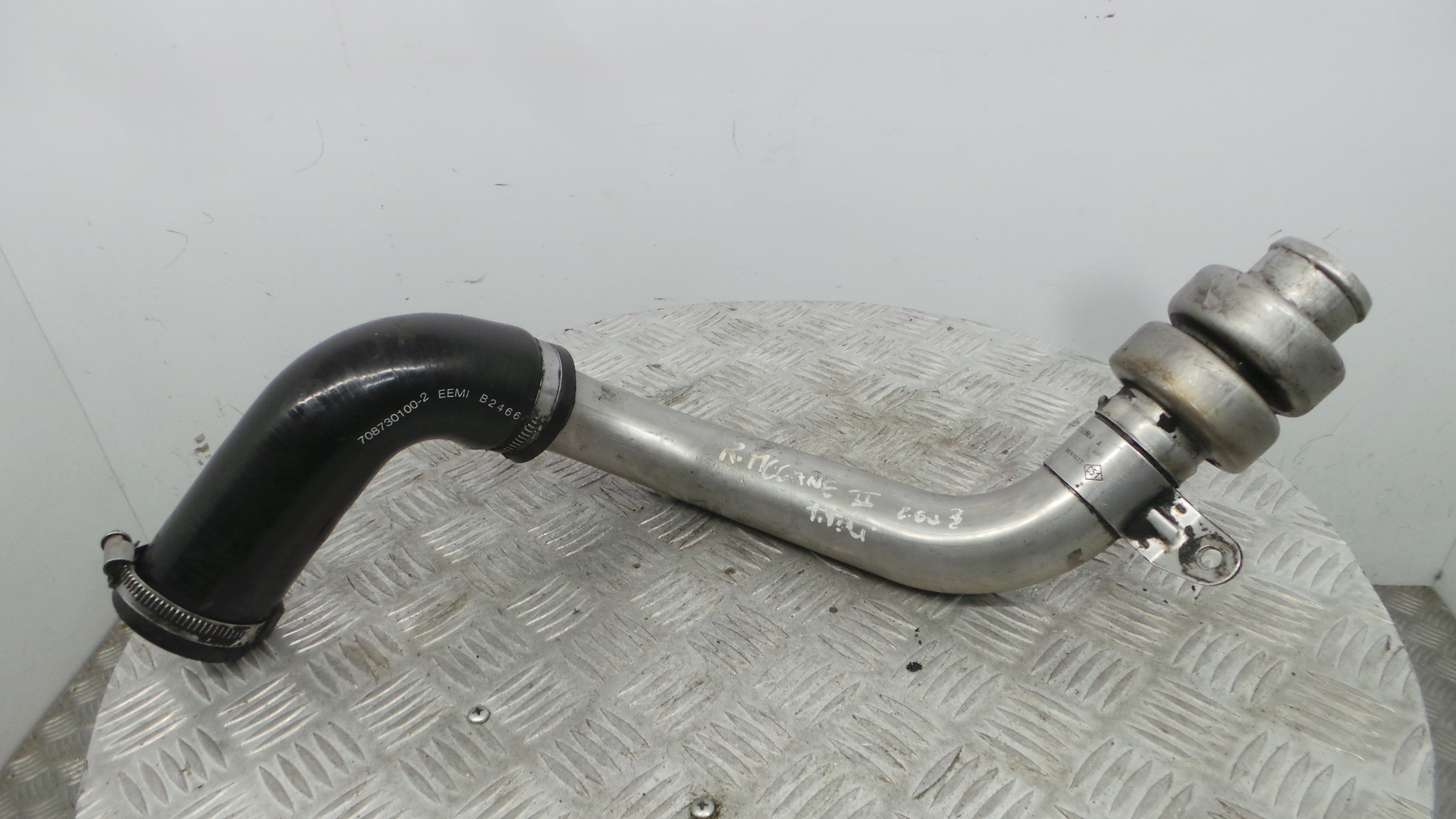 Tubo Intercooler 8200185556A - RENAULT MEGANE II (BM0/1_, CM0/1_)-38295049 Tubo Intercooler 8200185556A - RENAULT MEGANE II (BM0/1_, CM0/1_)-38295049