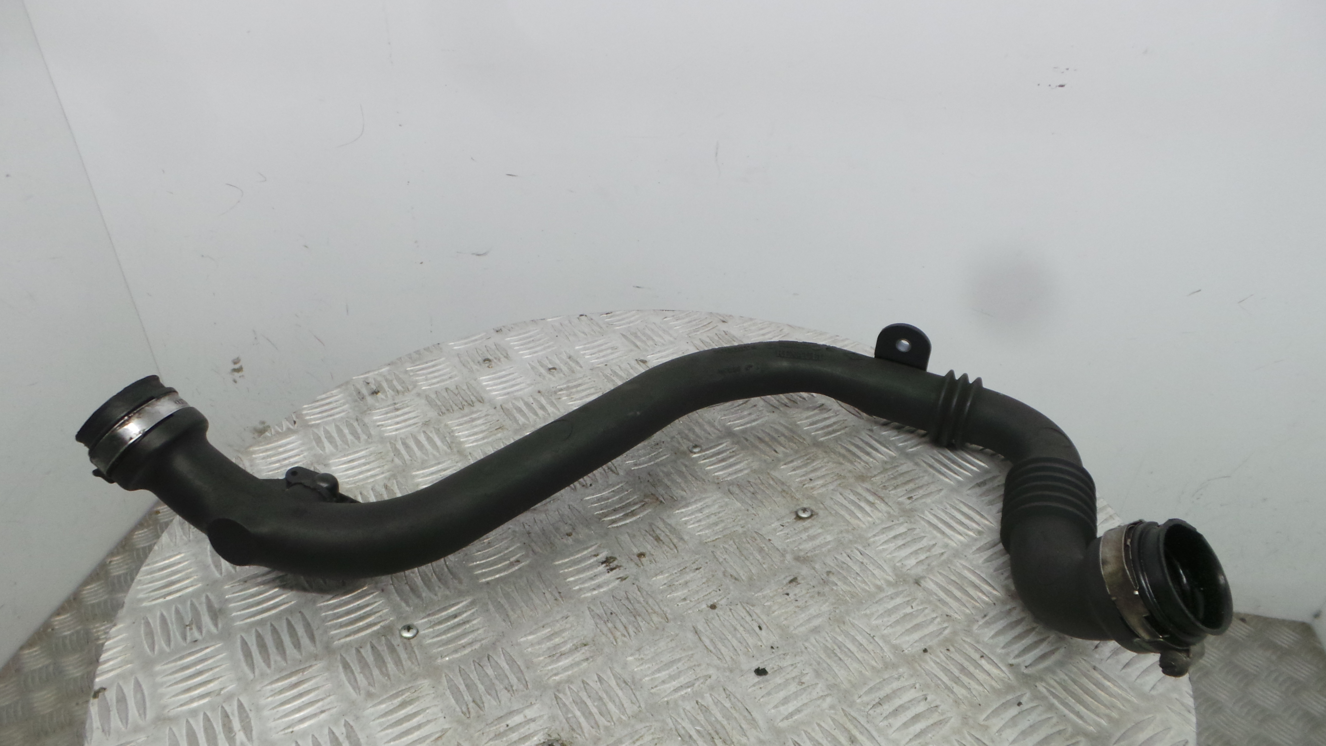 Tubo Intercooler 8200527669A - RENAULT CLIO III (BR0/1, CR0/1)-38295116