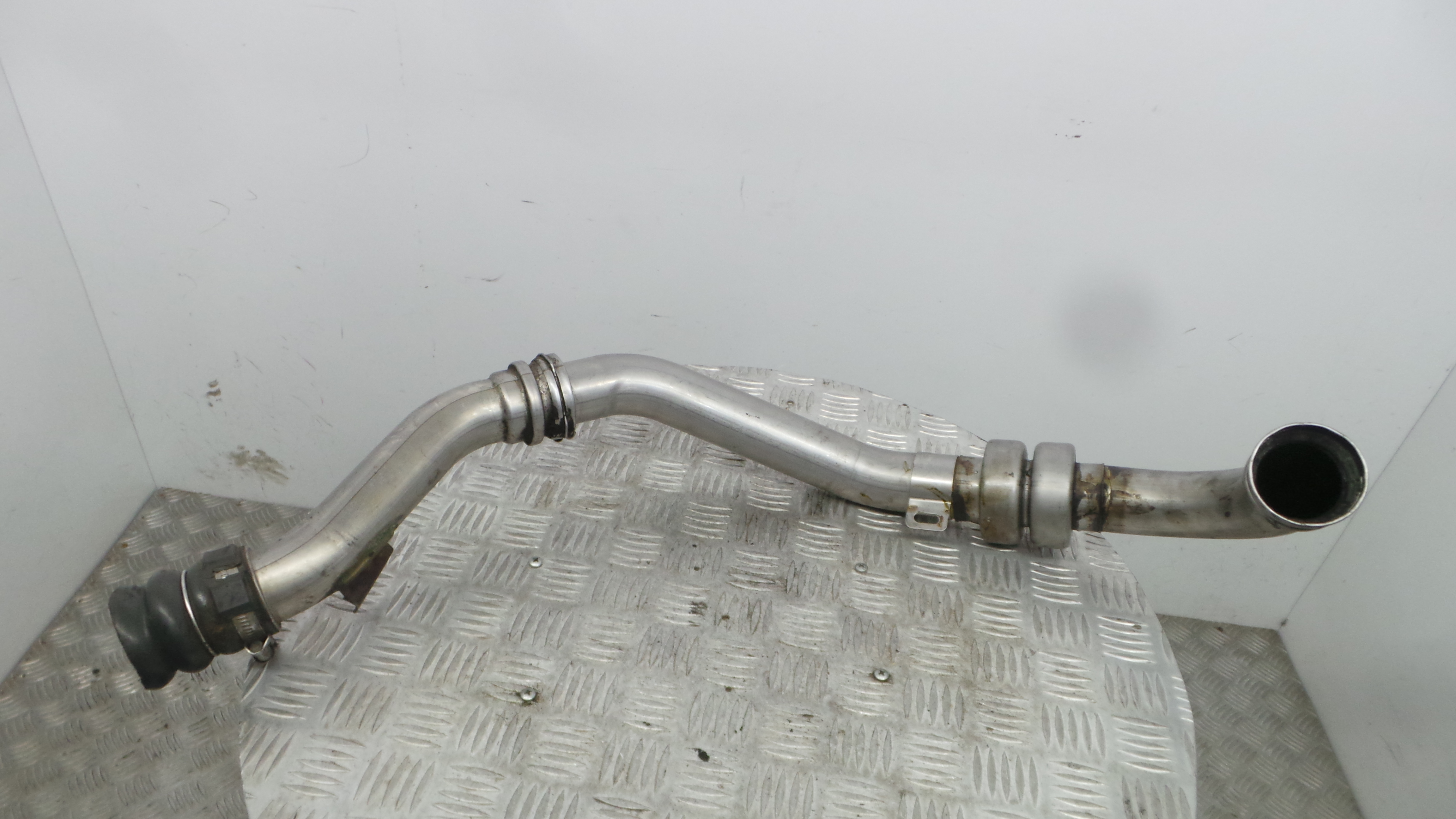 Tubo Intercooler 8200296984D - RENAULT MEGANE III Hatchback (BZ0/1_, B3_)-38298016 Tubo Intercooler 8200296984D - RENAULT MEGANE III Hatchback (BZ0/1_, B3_)-38298016