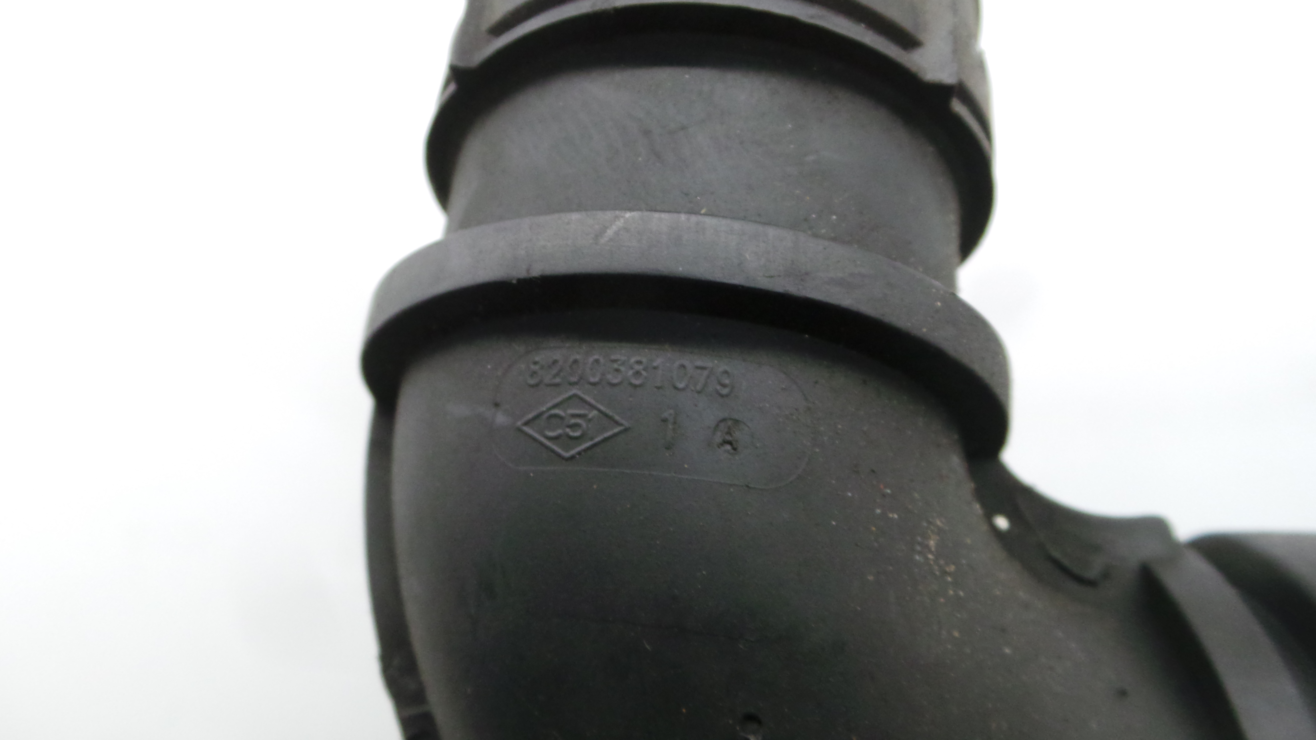 Tubo Caixa Filtro Ar 8200381079A - RENAULT CLIO III (BR0/1, CR0/1)-38298019